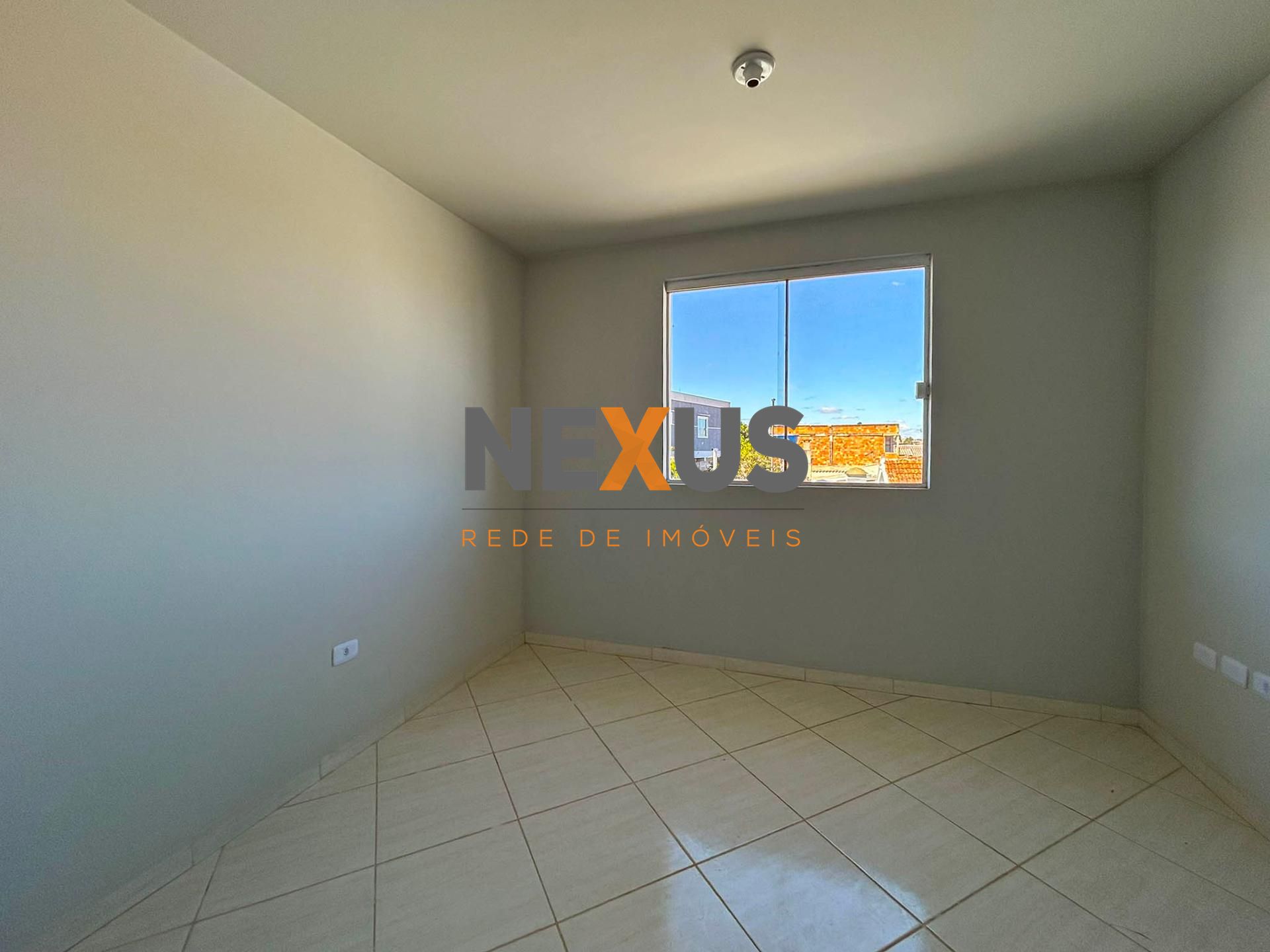 Sobrado 2 Quartos em Condomínio no Santa Terezinha - Fazenda R...