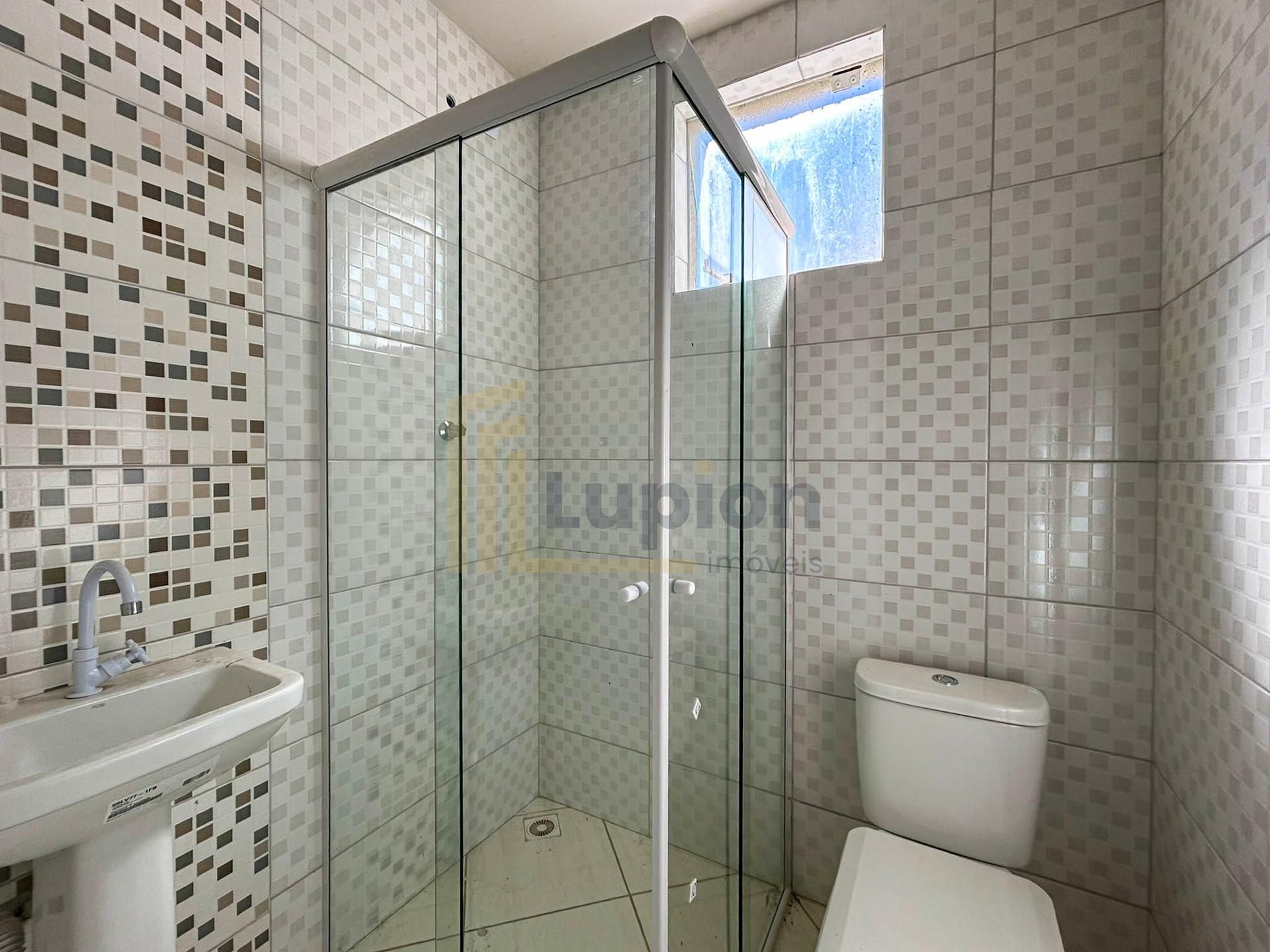 Sobrado 2 Quartos em Condomínio no Santa Terezinha - Fazenda R...