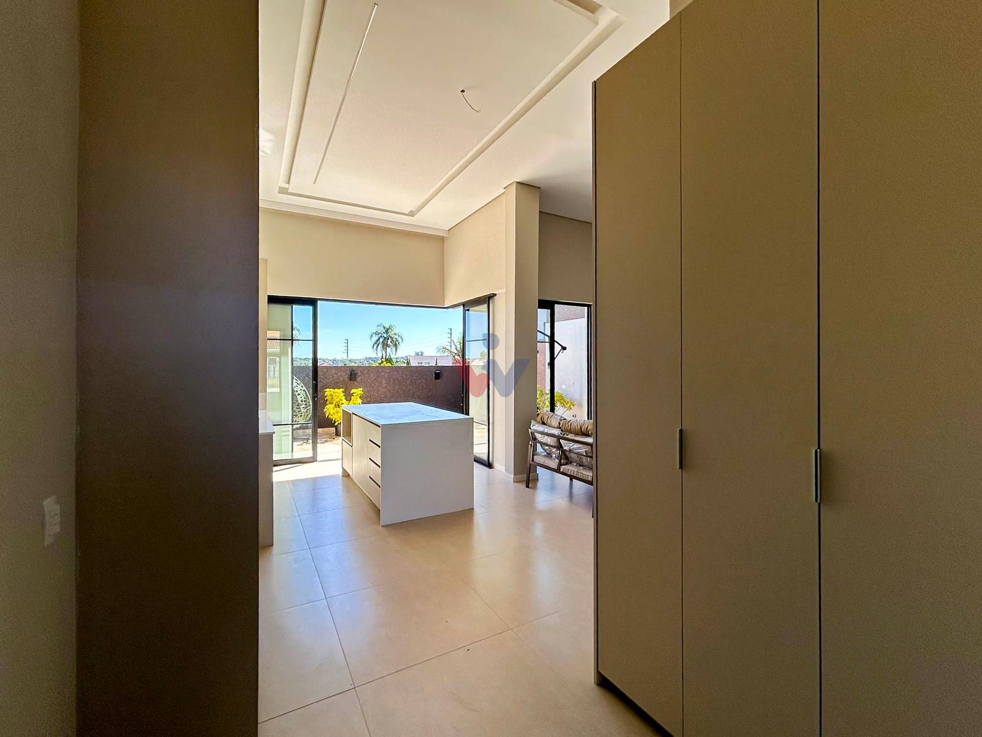 Casa Alto Padrão com 3 Quartos, Suíte e Acabamento Premium - F...