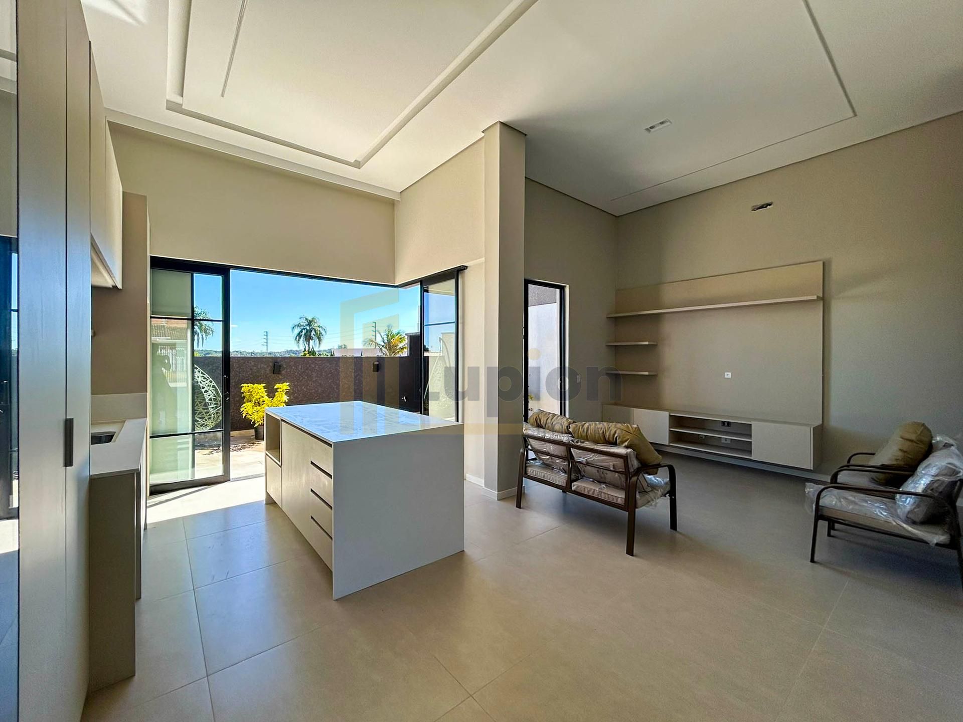 Casa Alto Padrão com 3 Quartos, Suíte e Acabamento Premium - F...