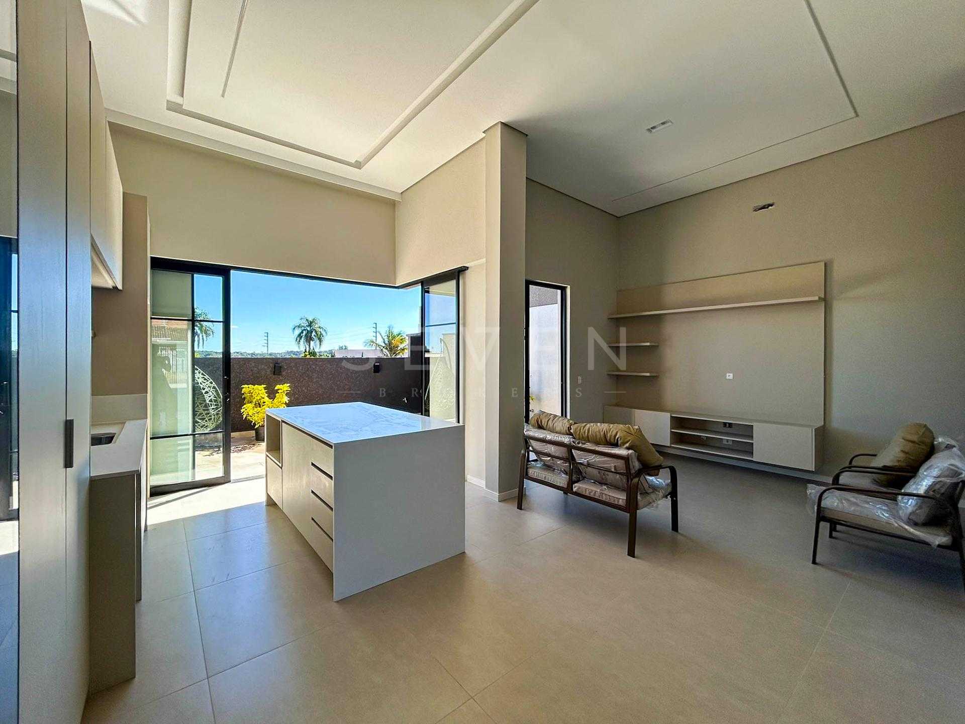 Casa Alto Padrão com 3 Quartos, Suíte e Acabamento Premium - F...