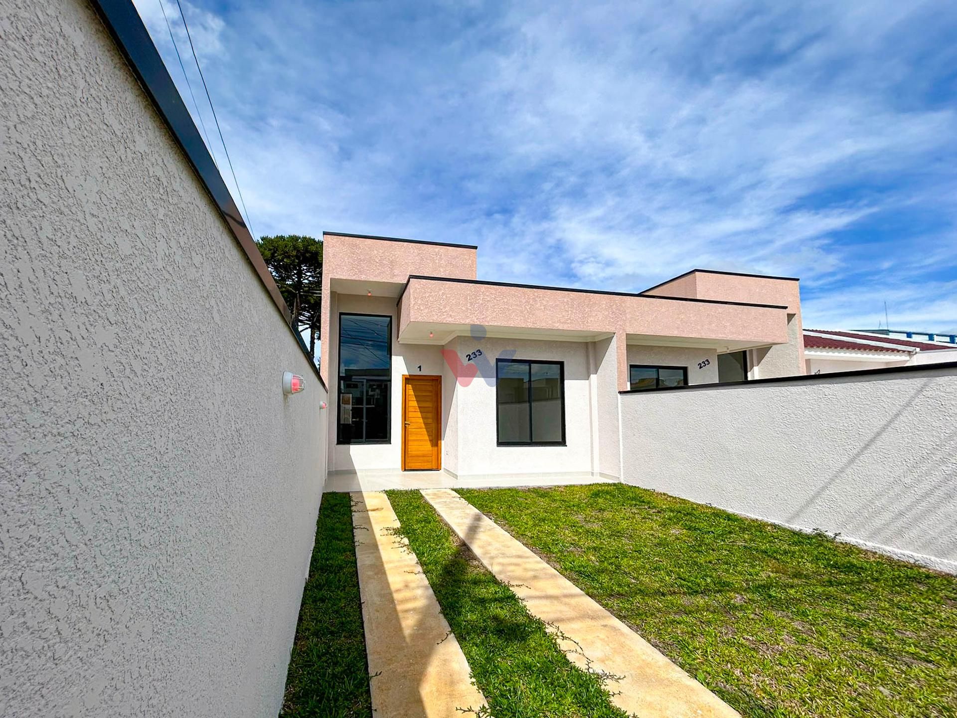 Casa com 3 Quartos, Suíte e Área Gourmet no Bairro Nações - Fa...