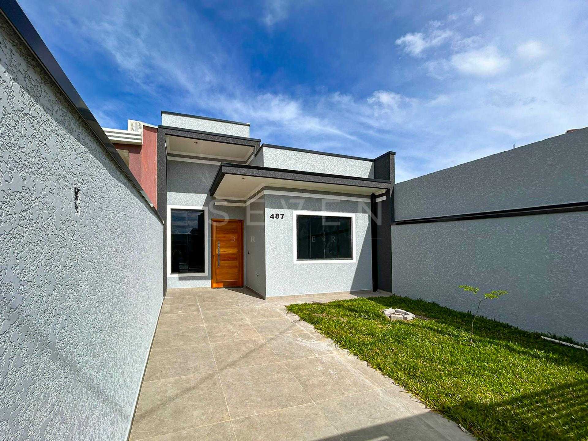 Casa com 3 Quartos, Suíte e Edícula com Churrasqueira no Eucal...