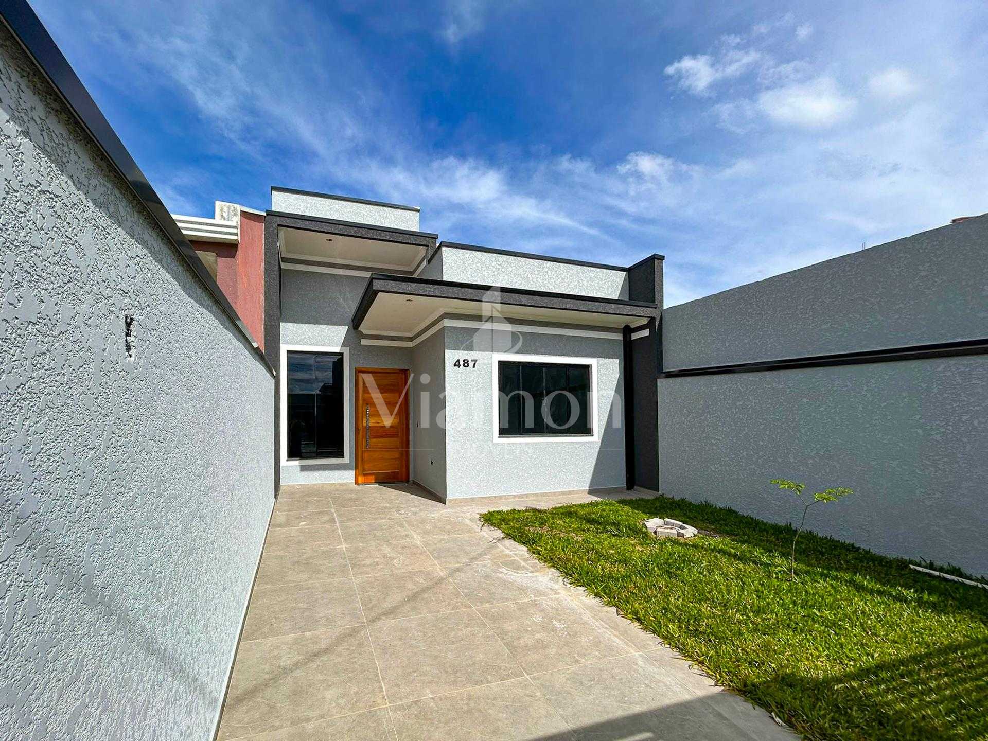 Casa com 3 Quartos, Suíte e Edícula com Churrasqueira no Eucal...