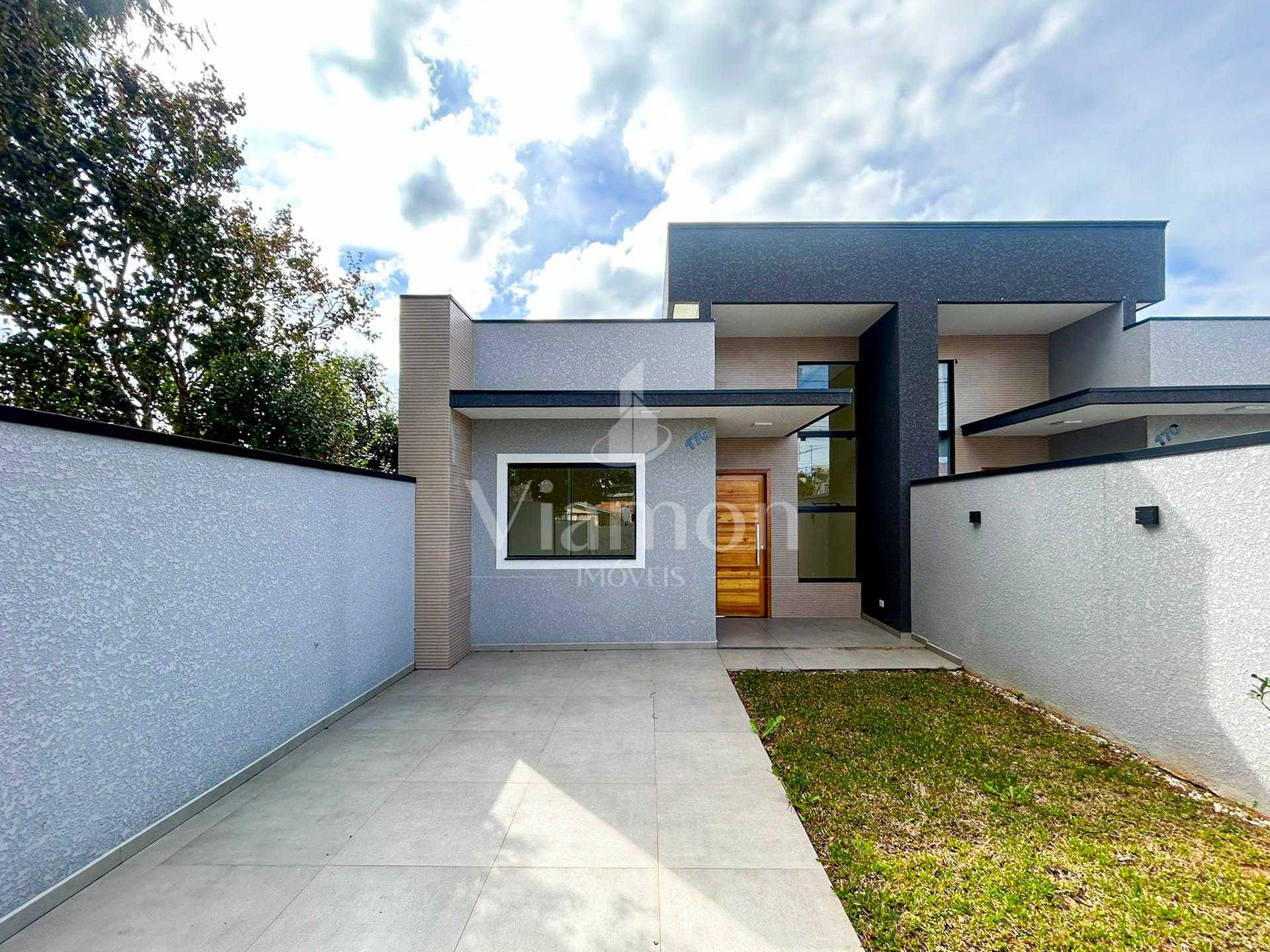 Casa com 3 Quartos e Amplo Terreno no Bairro Iguaçu - Fazenda ...
