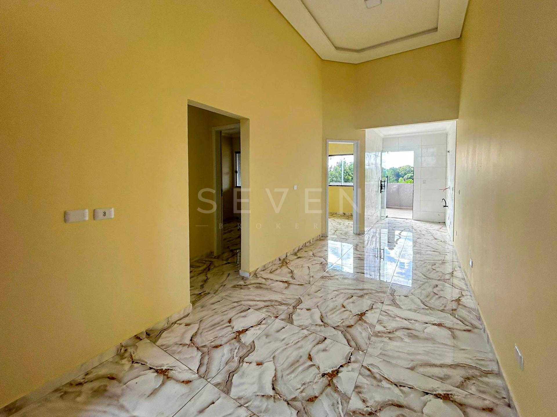 Casa com 3 Quartos e Amplo Terreno no Bairro Iguaçu - Fazenda ...