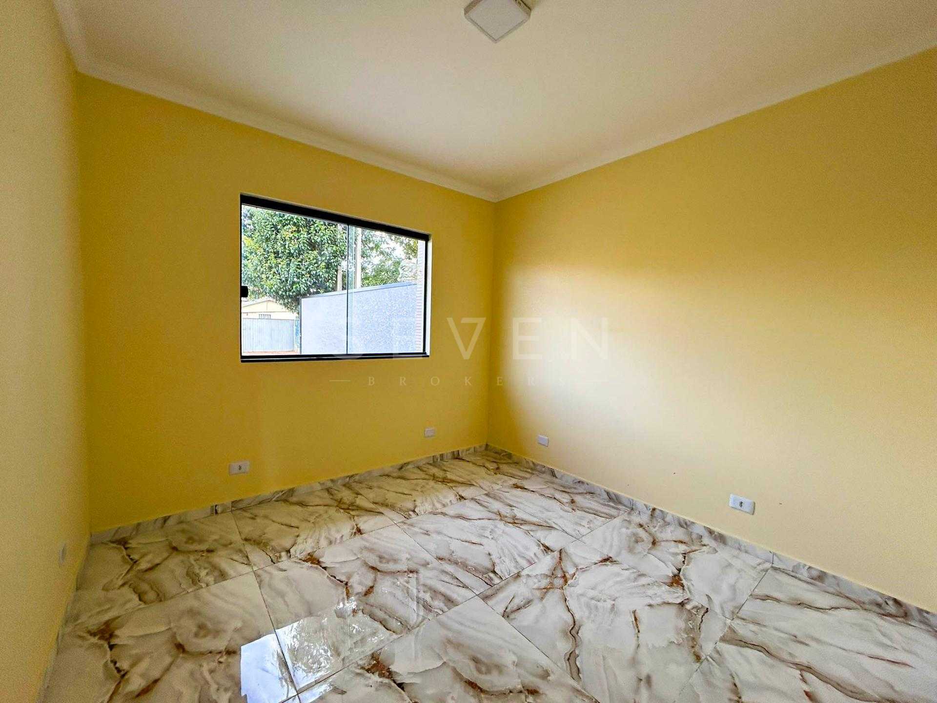 Casa com 3 Quartos e Amplo Terreno no Bairro Iguaçu - Fazenda ...