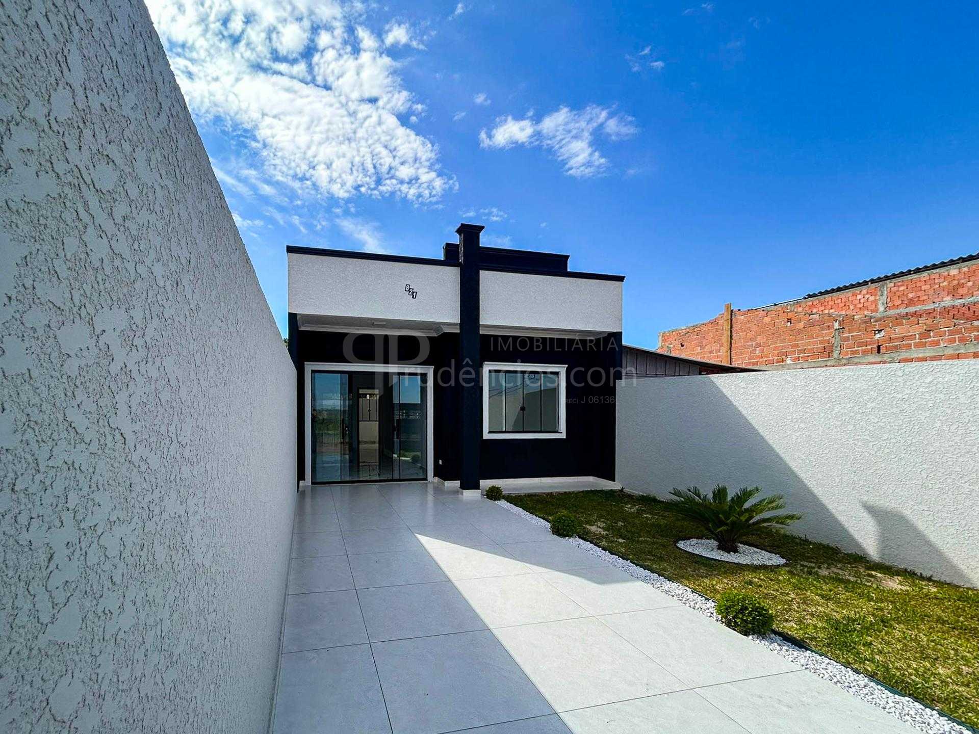 Casa 3 Quartos com Churrasqueira no Bairro Nações - Fazenda Ri...