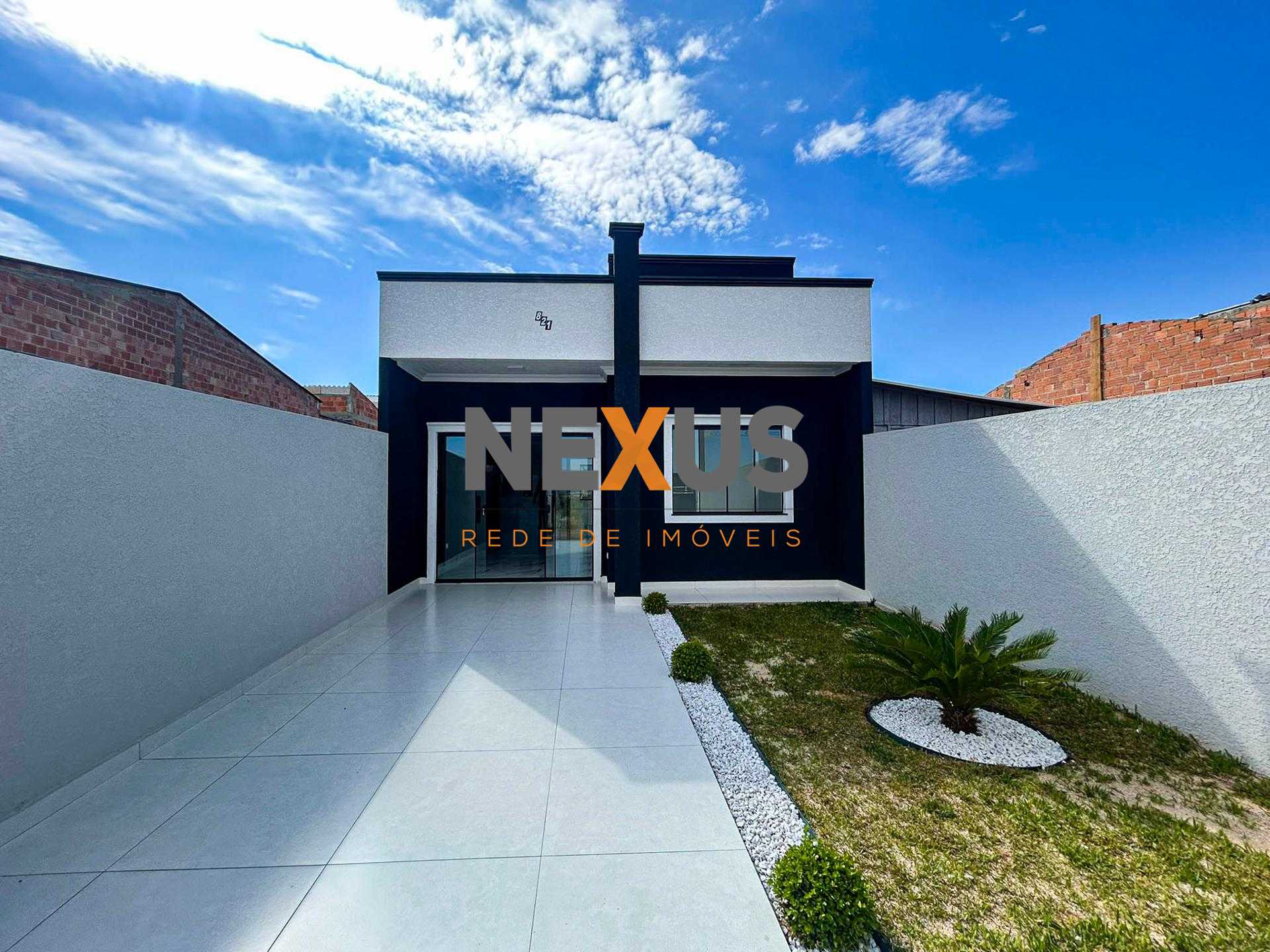 Casa 3 Quartos com Churrasqueira no Bairro Nações - Fazenda Ri...