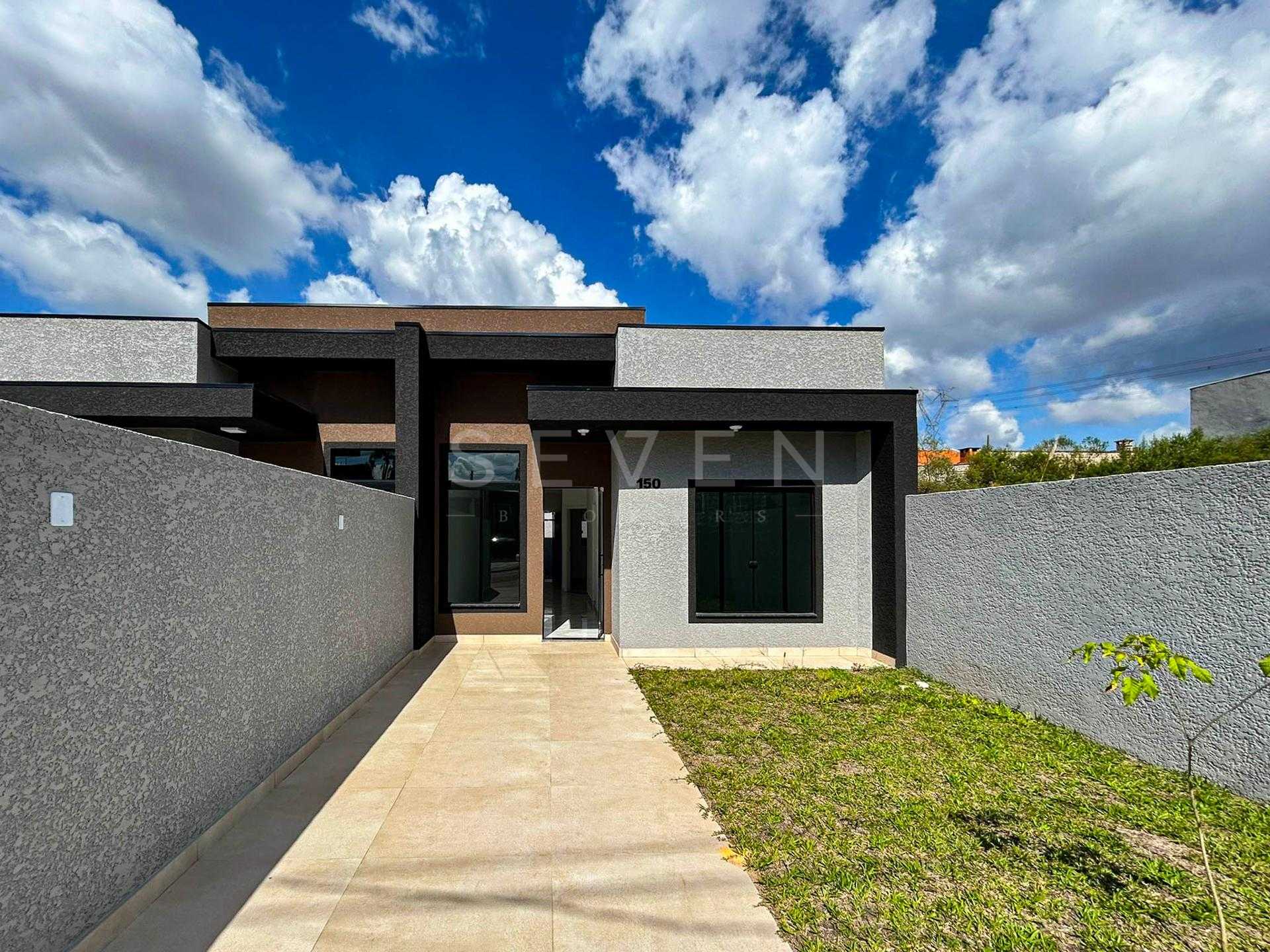 Casa 3 Quartos com Churrasqueira Coberta no Bairro Nações - Fa...