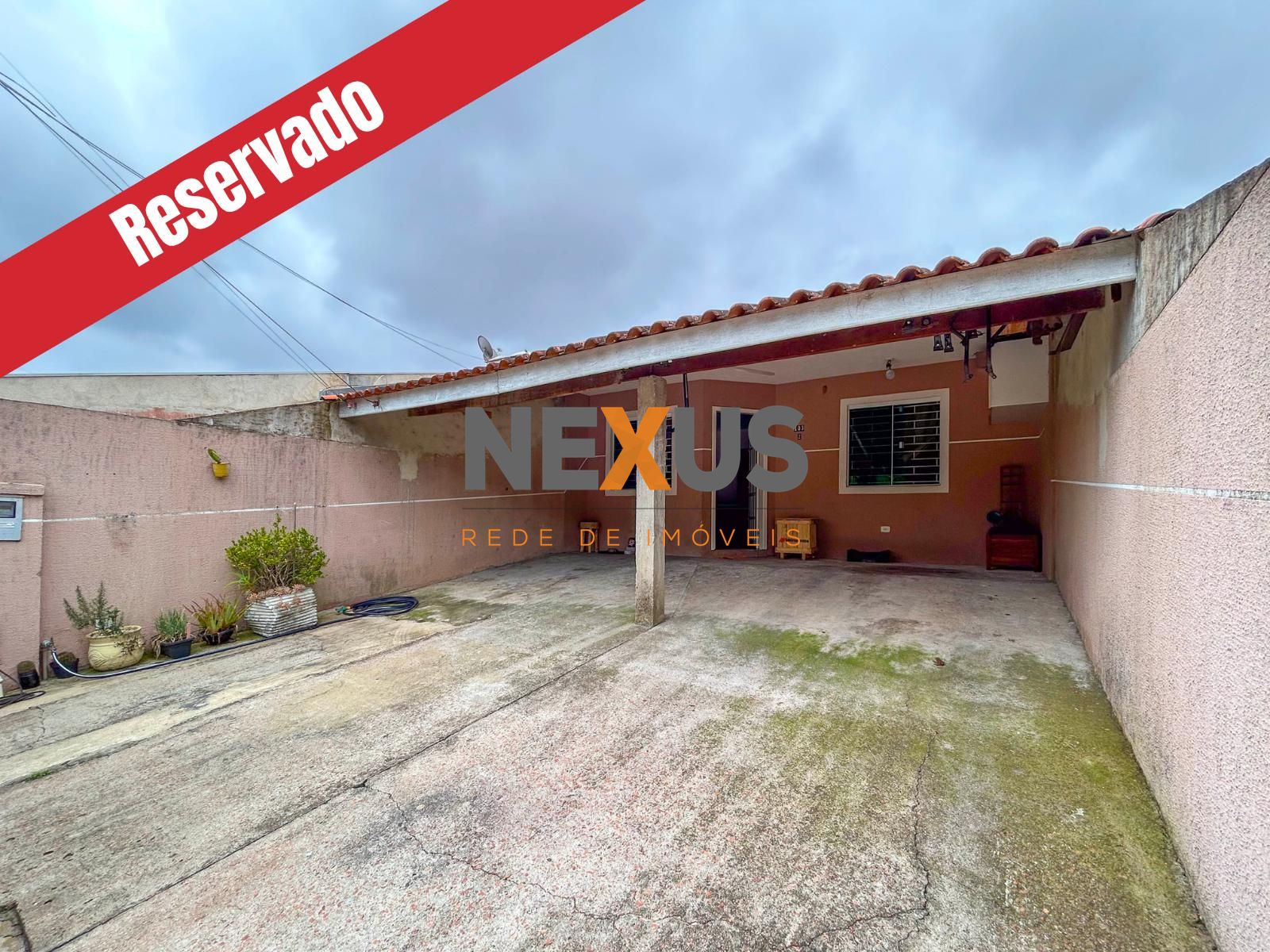 Casa 3 Quartos com Área Gourmet no Gralha Azul - Fazenda Rio G...