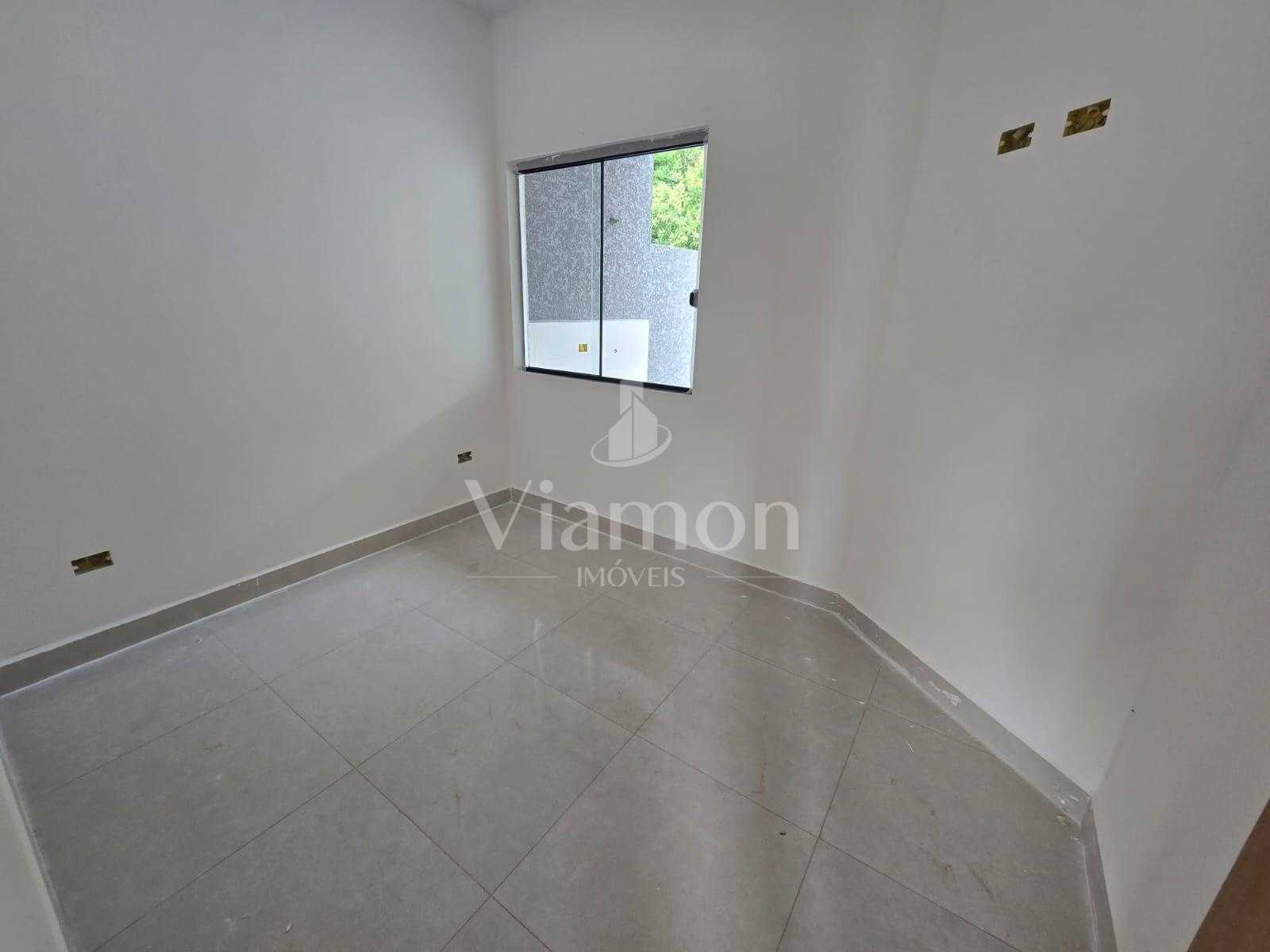 Casa com 3 Quartos e Churrasqueira no Bairro Veneza - Fazenda ...
