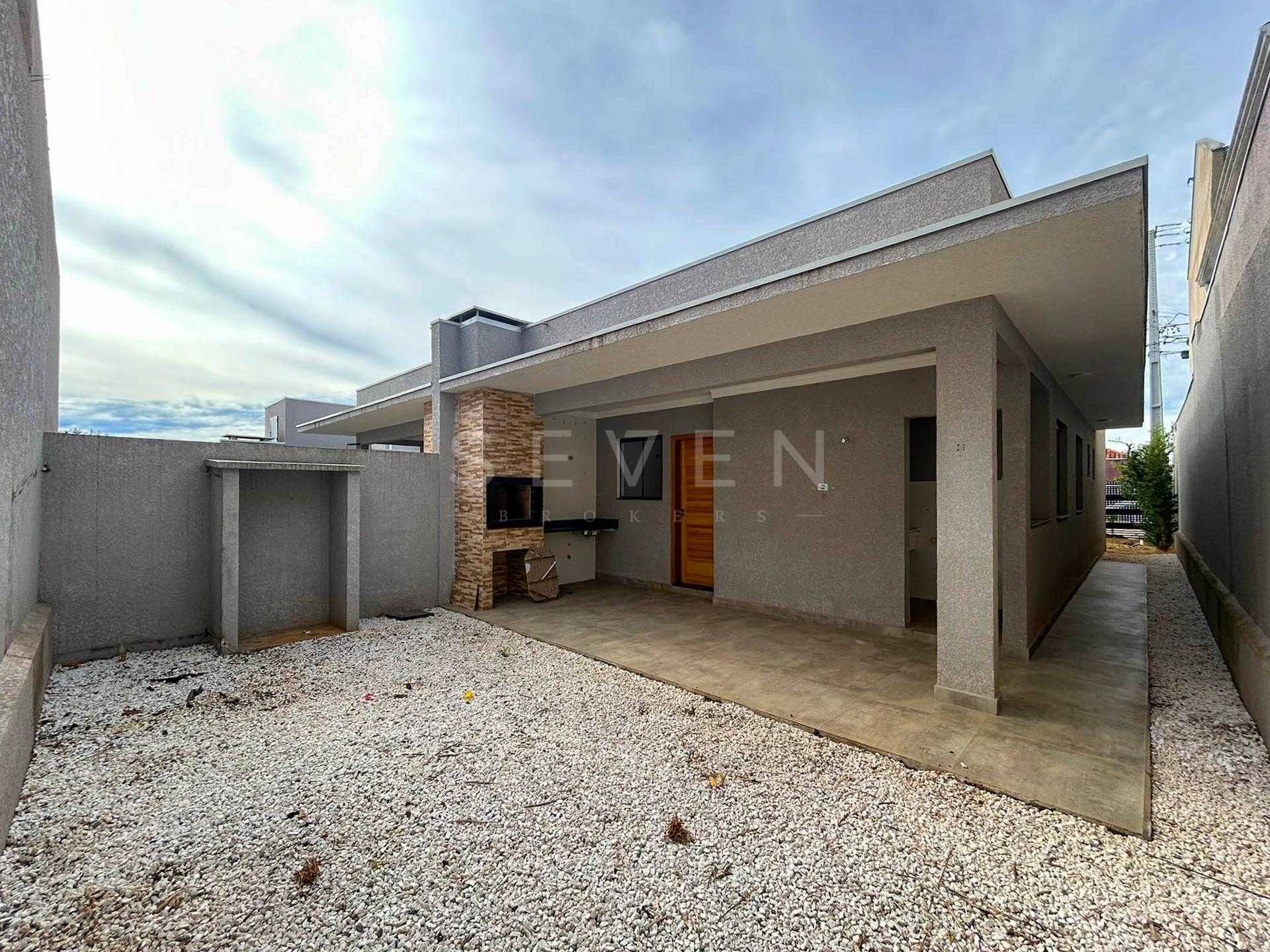 Casa com 3 Quartos, Suíte e Área Gourmet no Santa Terezinha - ...