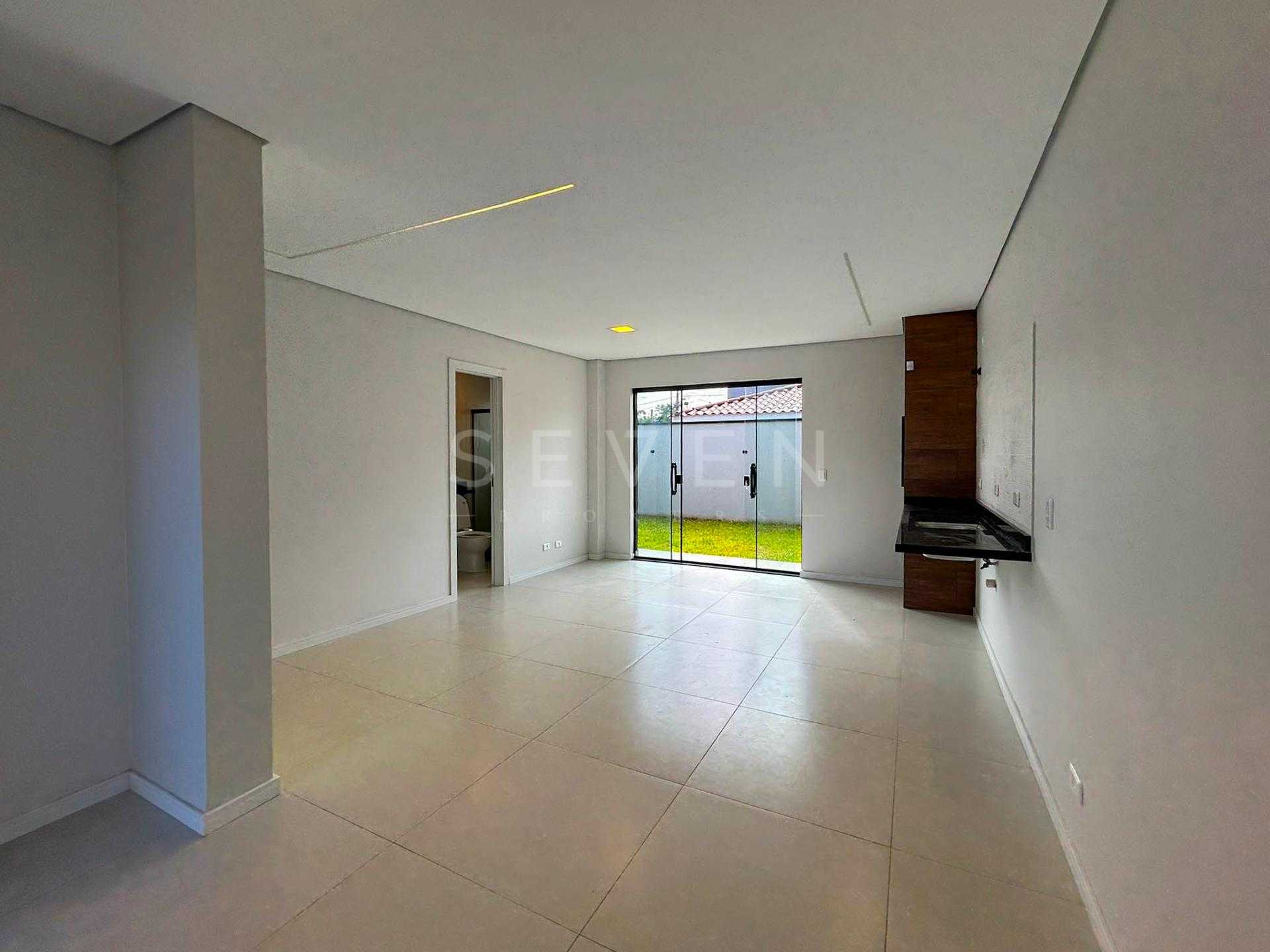 Casa Alto Padrão com 2 Quartos, Suíte no Estados - Fazenda Rio...