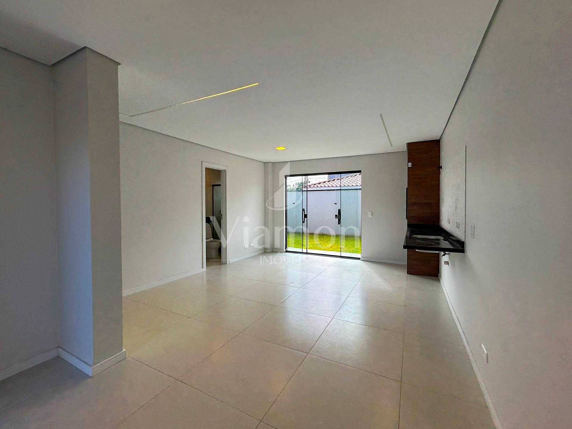 Casa Alto Padrão com 2 Quartos, Suíte no Estados - Fazenda Rio...