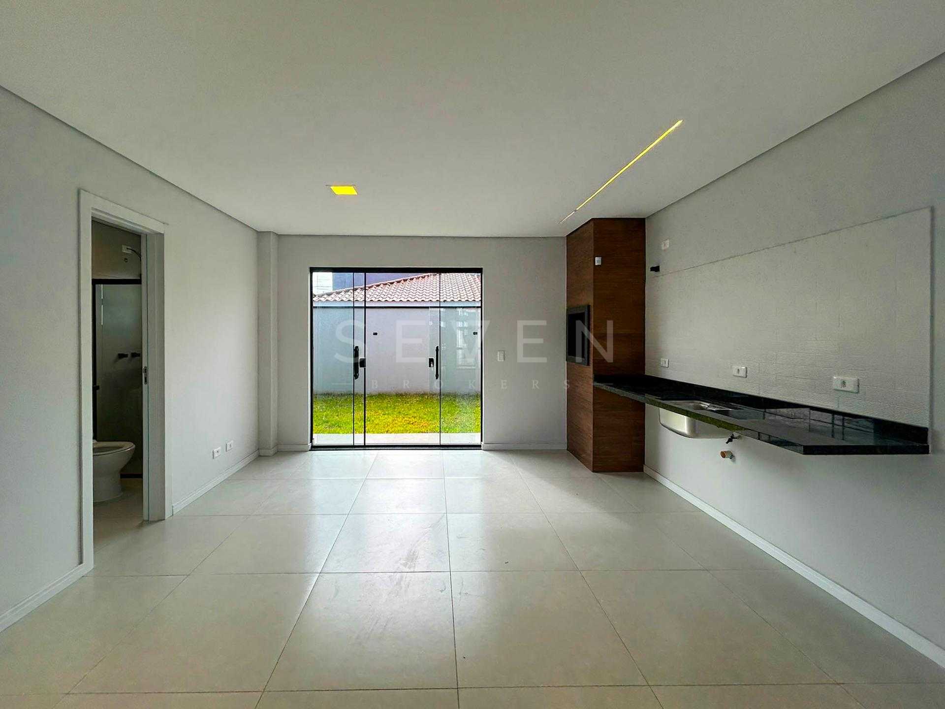 Casa Alto Padrão com 2 Quartos, Suíte no Estados - Fazenda Rio...