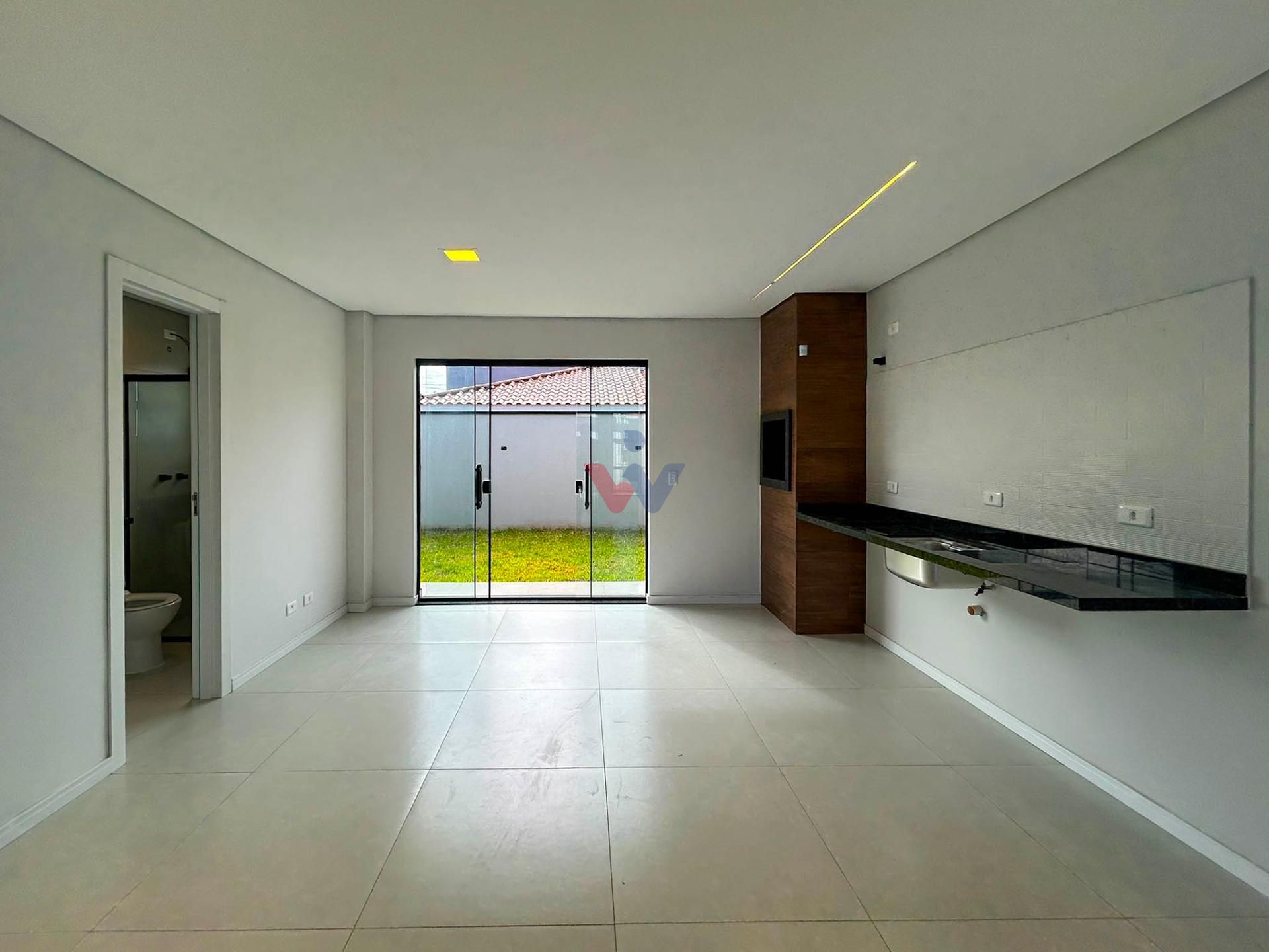 Casa Alto Padrão com 2 Quartos, Suíte no Estados - Fazenda Rio...