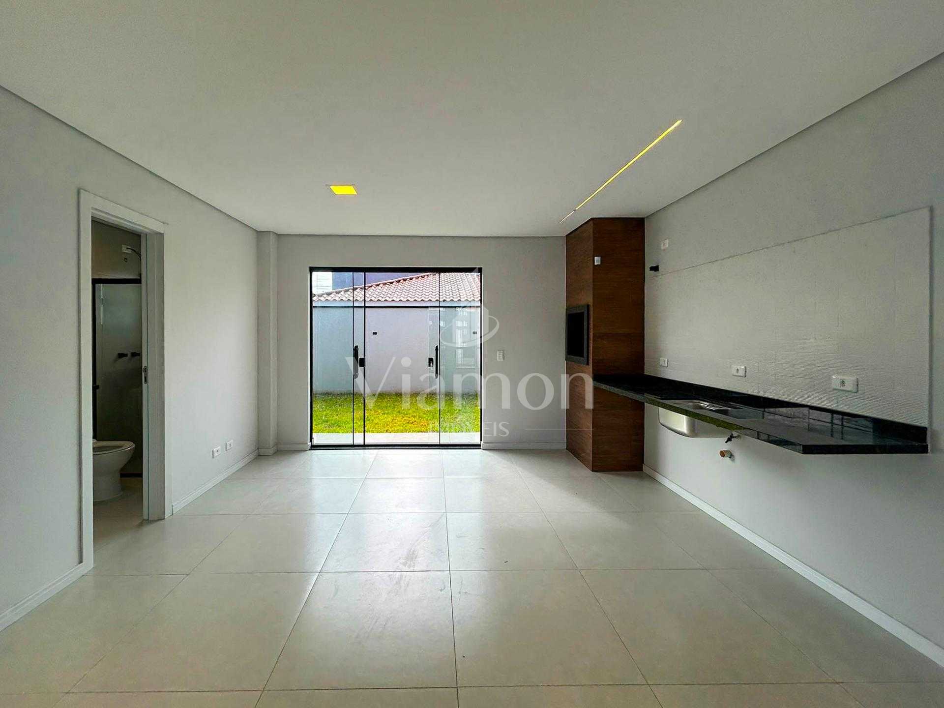 Casa Alto Padrão com 2 Quartos, Suíte no Estados - Fazenda Rio...