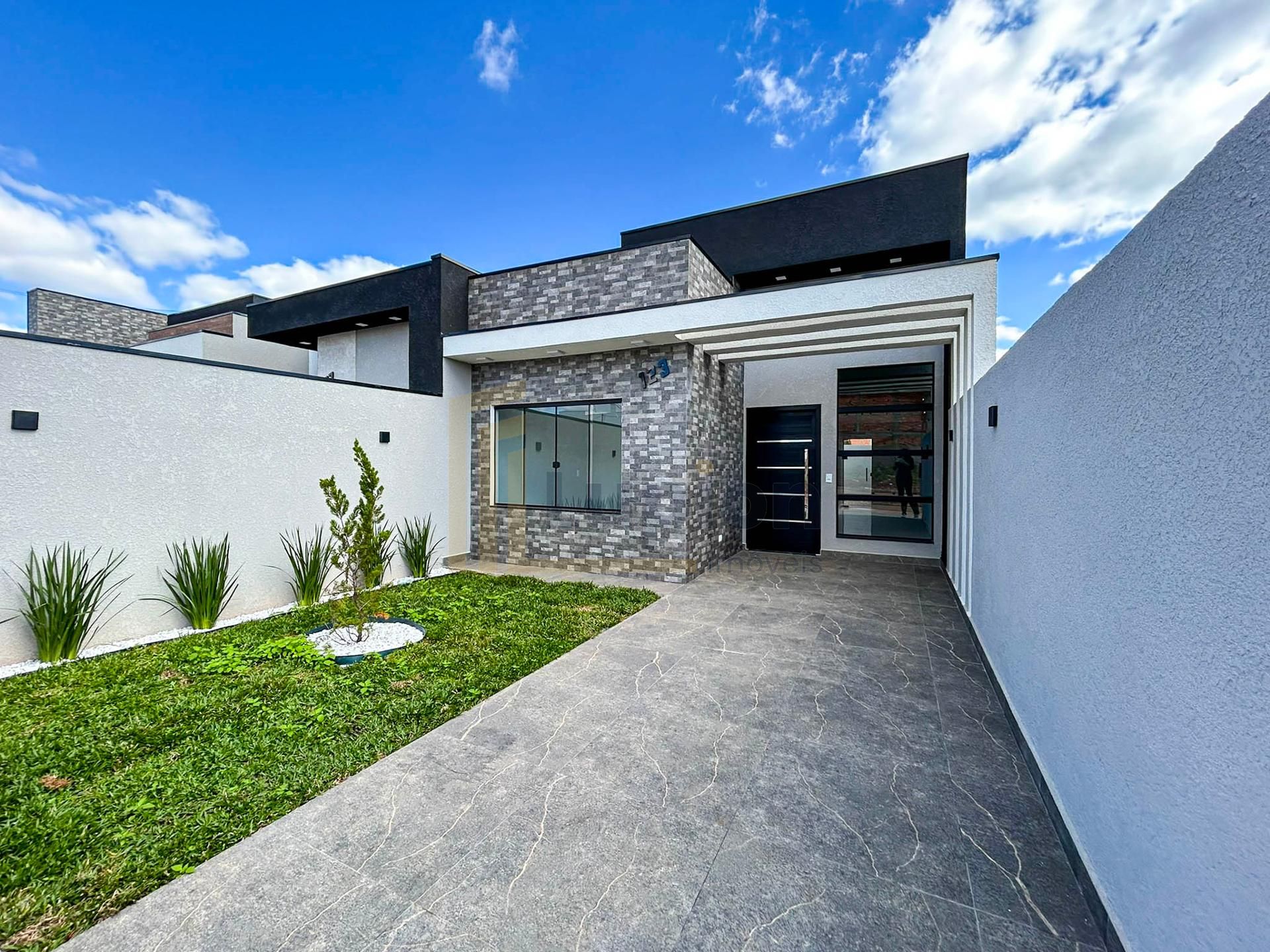 Casa 3 Quartos com Área Gourmet e Fachada Moderna - Fazenda Ri...