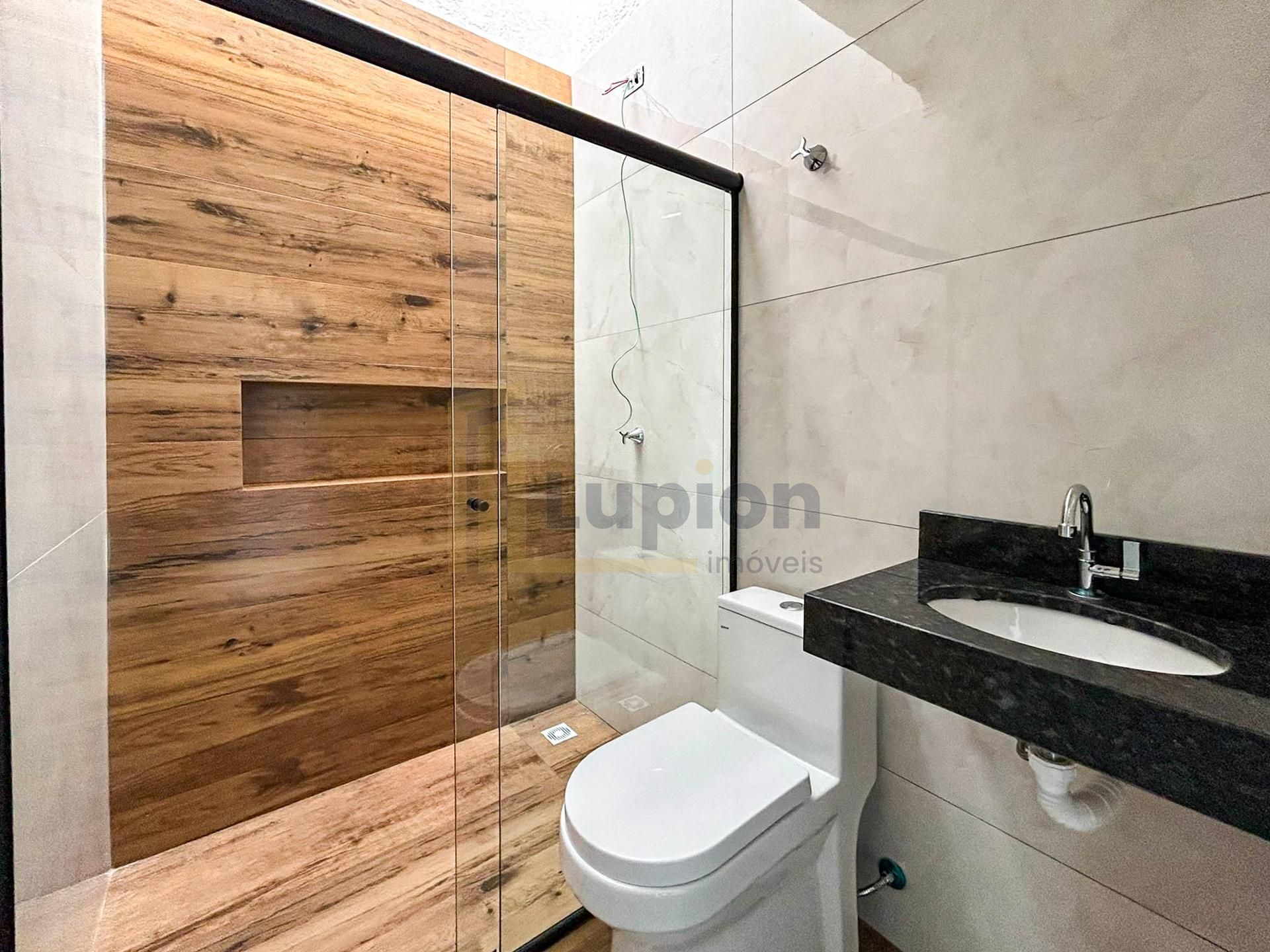 Casa 3 Quartos com Área Gourmet e Fachada Moderna - Fazenda Ri...