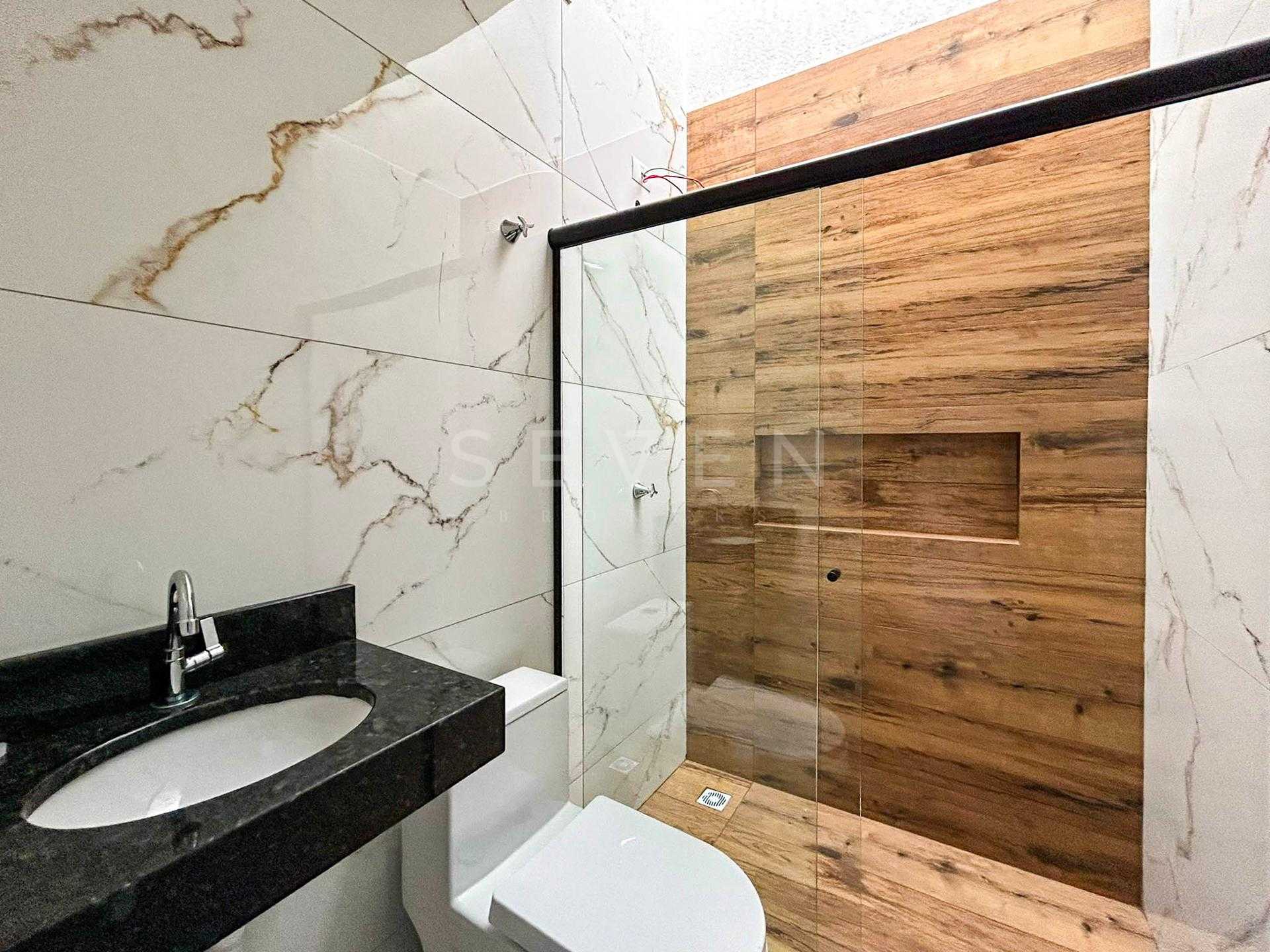 Casa Moderna com 2 Quartos e Espaço Gourmet no Eucaliptos - Fa...