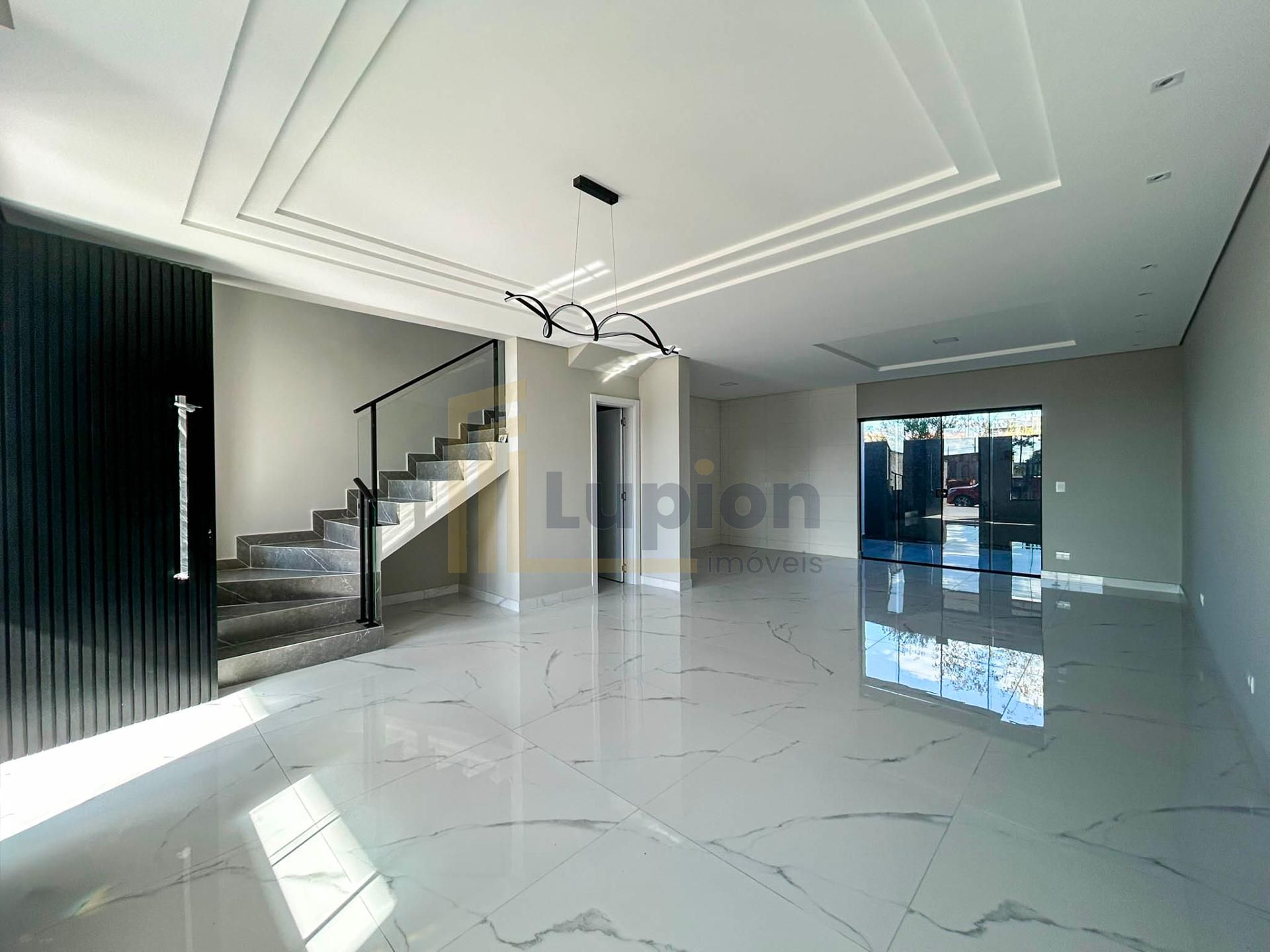 Sobrado com 3 Quartos e 118m  no Bairro Eucaliptos - Fazenda R...