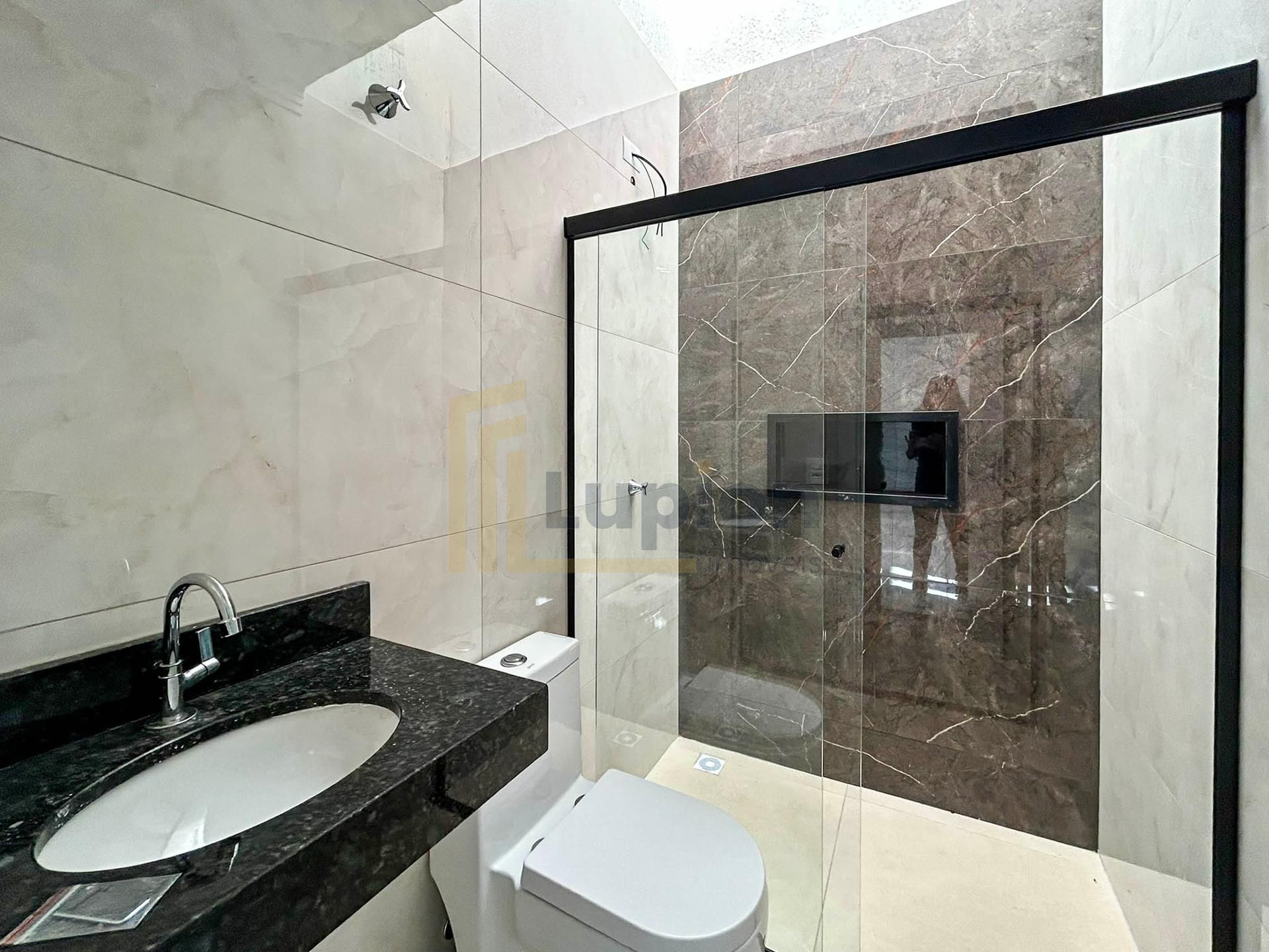 Casa com 3 Quartos e Suíte no Bairro Eucaliptos - Fazenda Rio ...