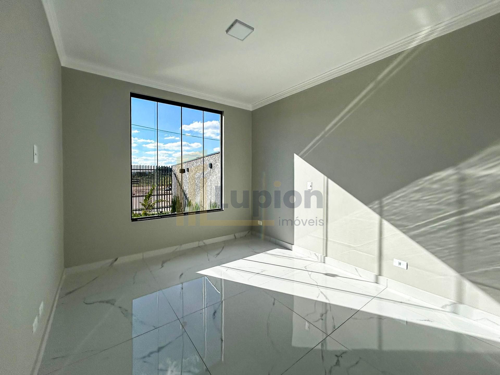 Casa com 2 Quartos e 60m  no Bairro Eucaliptos - Fazenda Rio G...