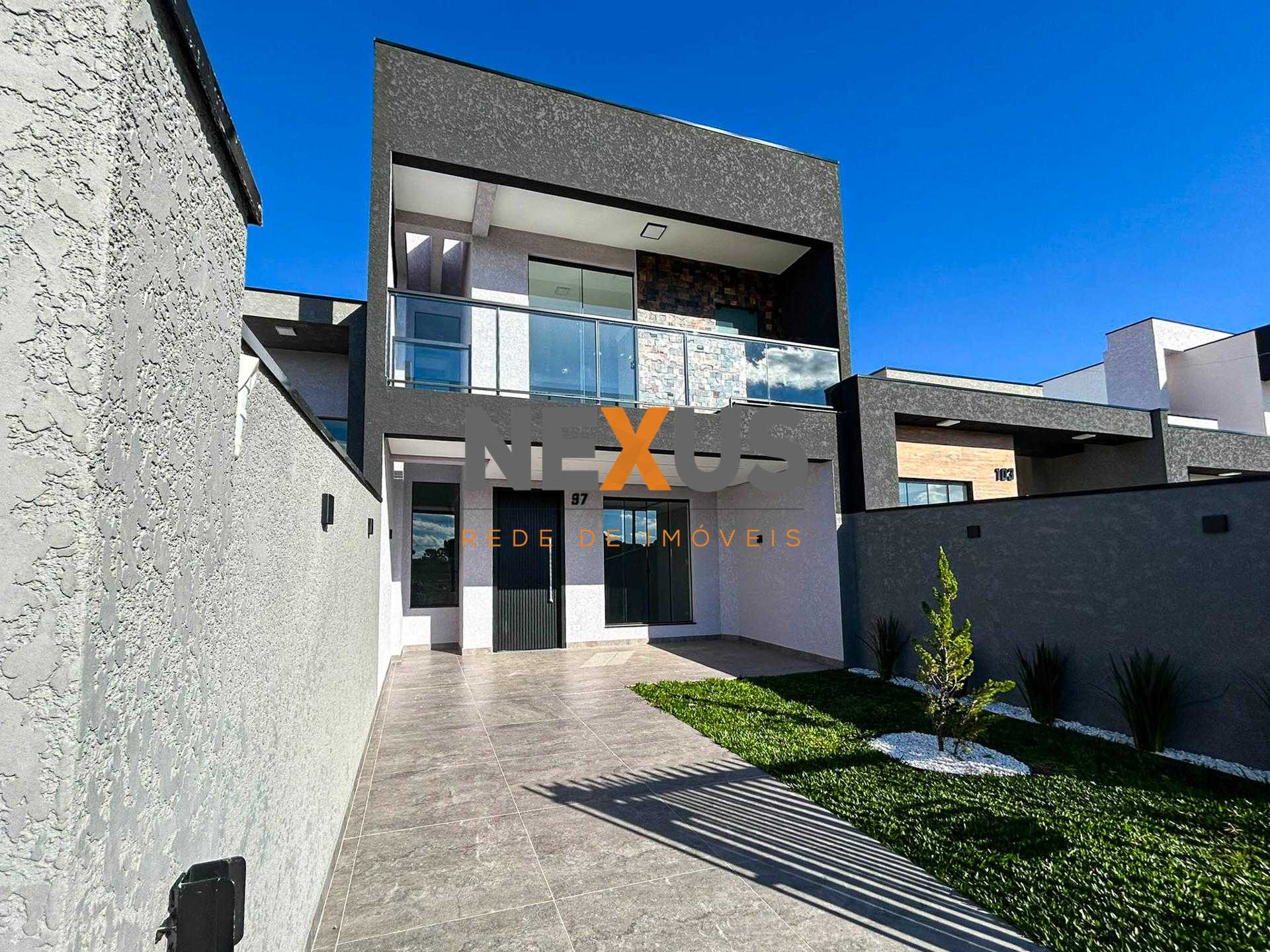 Sobrado com 3 Quartos e Suíte no Bairro Eucaliptos - Fazenda R...