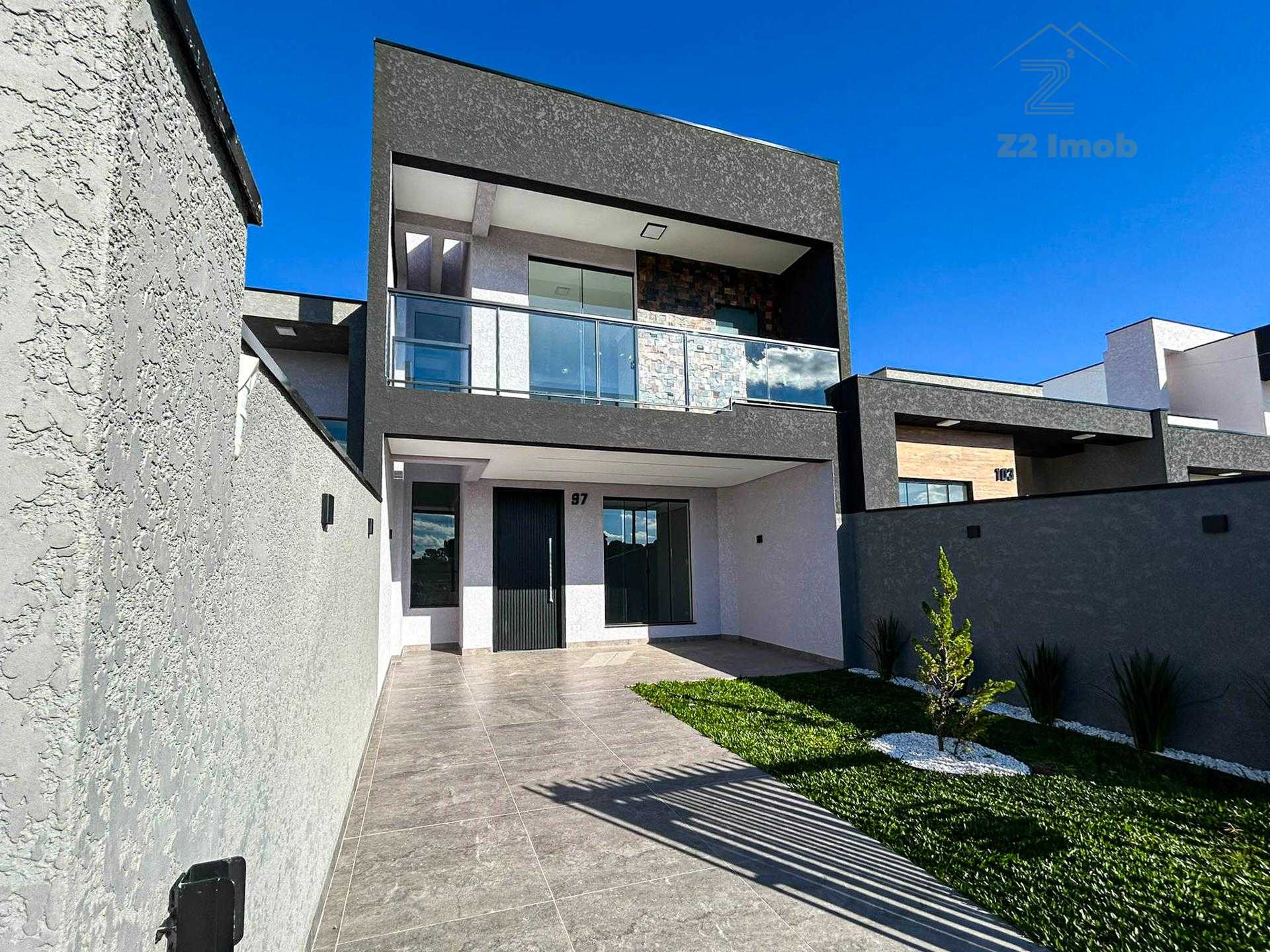 Sobrado com 3 Quartos e Suíte no Bairro Eucaliptos - Fazenda R...