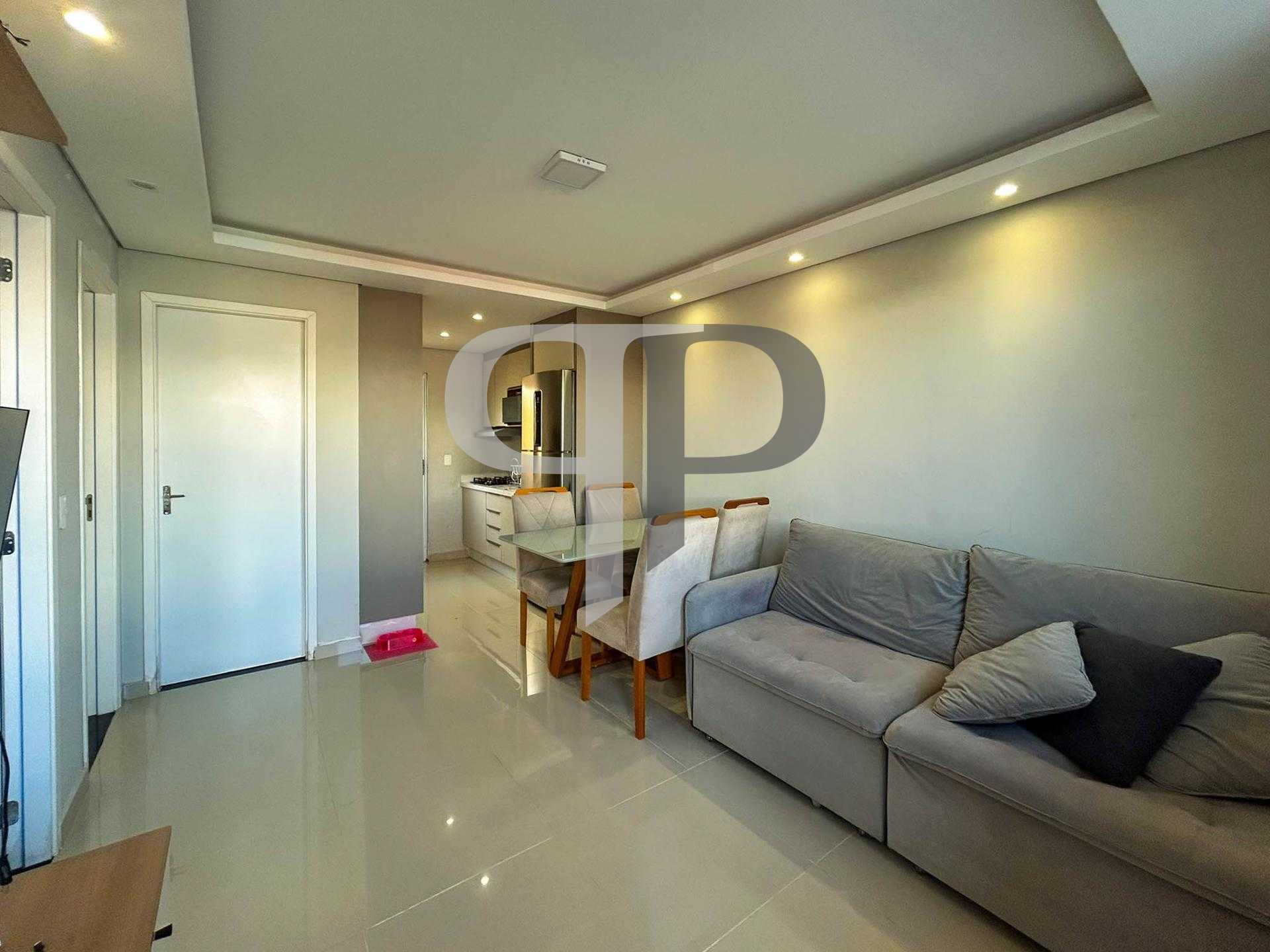 Casa com 2 Quartos e Cozinha Planejada no Santa Terezinha