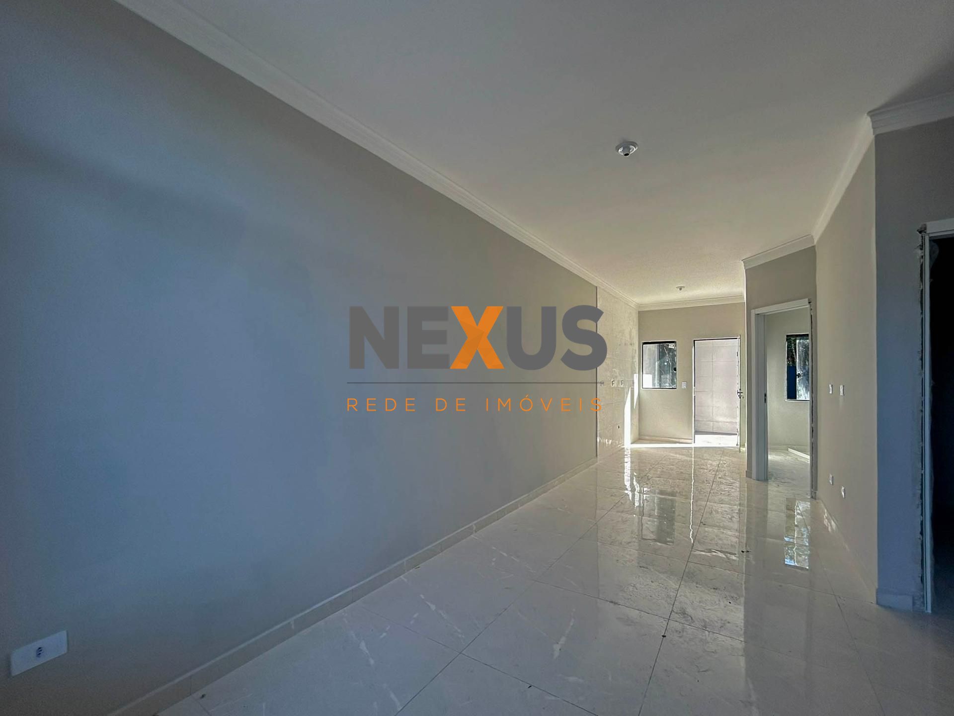 Casa 3 Quartos com Amplo Terreno no Bairro Veneza - Fazenda R...