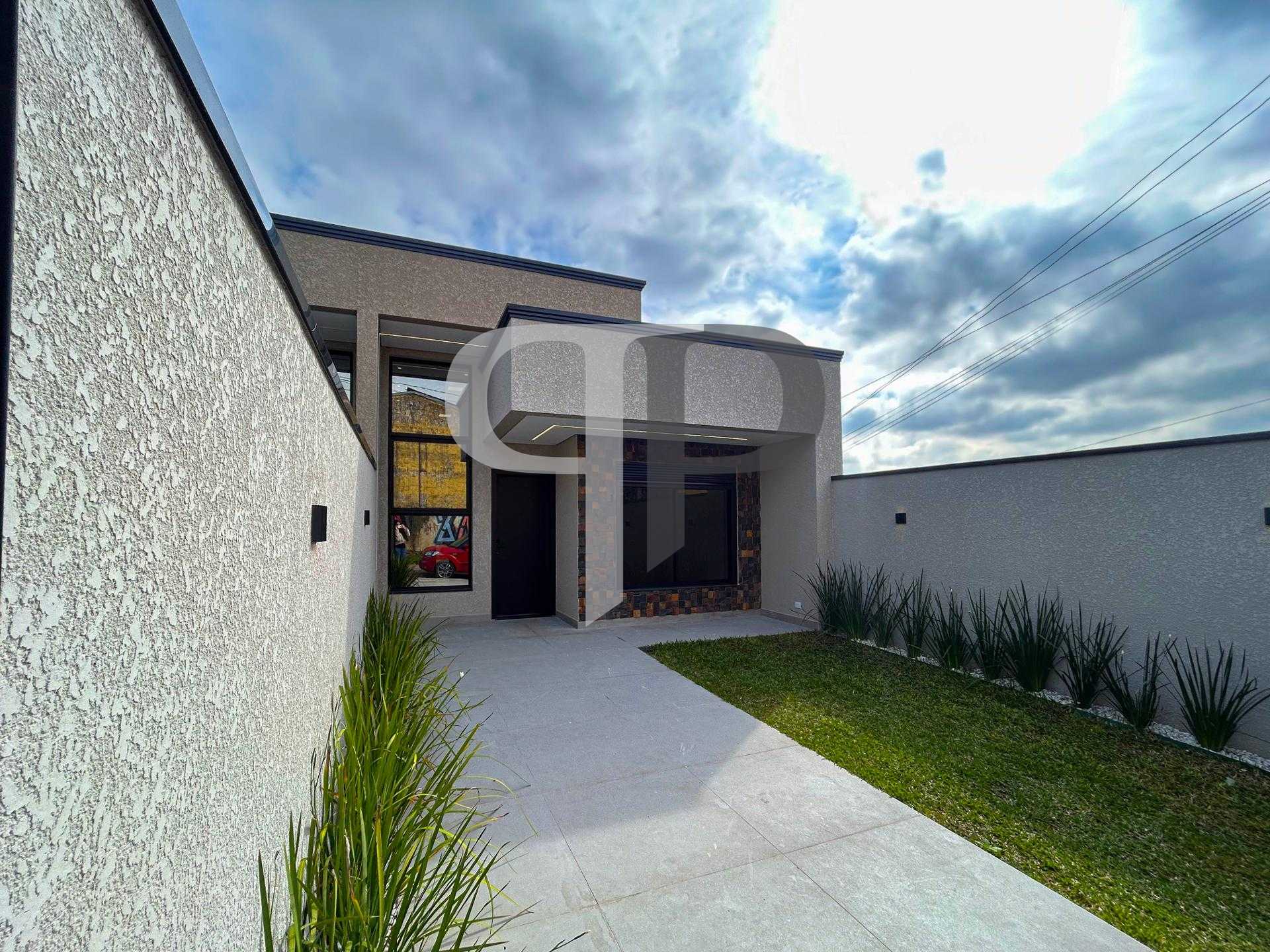 Casa Alto Padrão com Piscina e Área Gourmet, Bairro Nações - F...