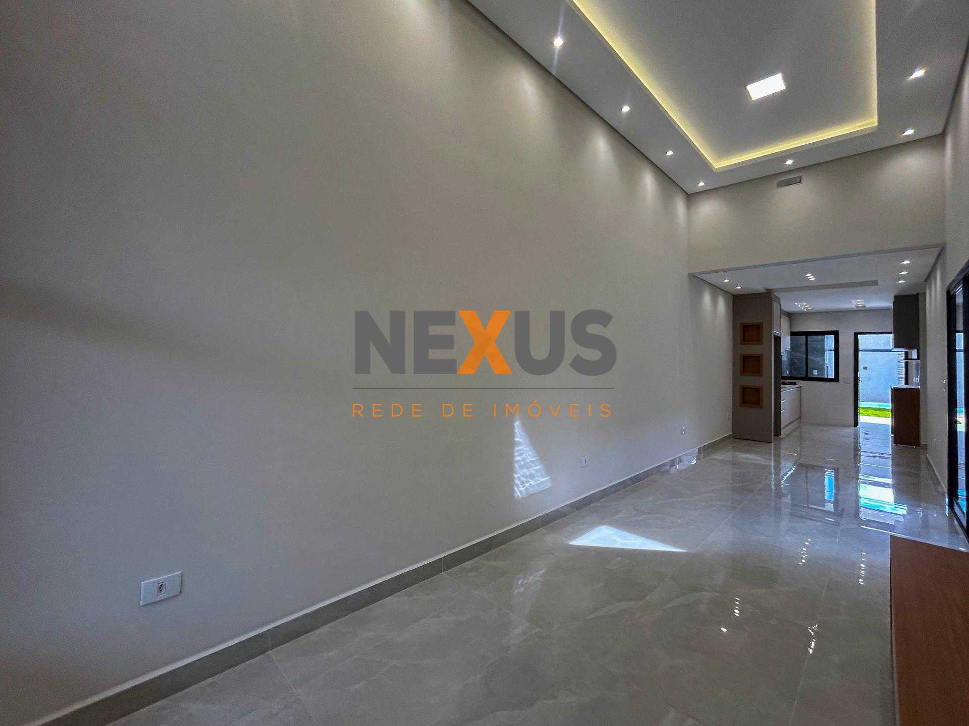 Casa Alto Padrão com Piscina e Área Gourmet, Bairro Nações - F...