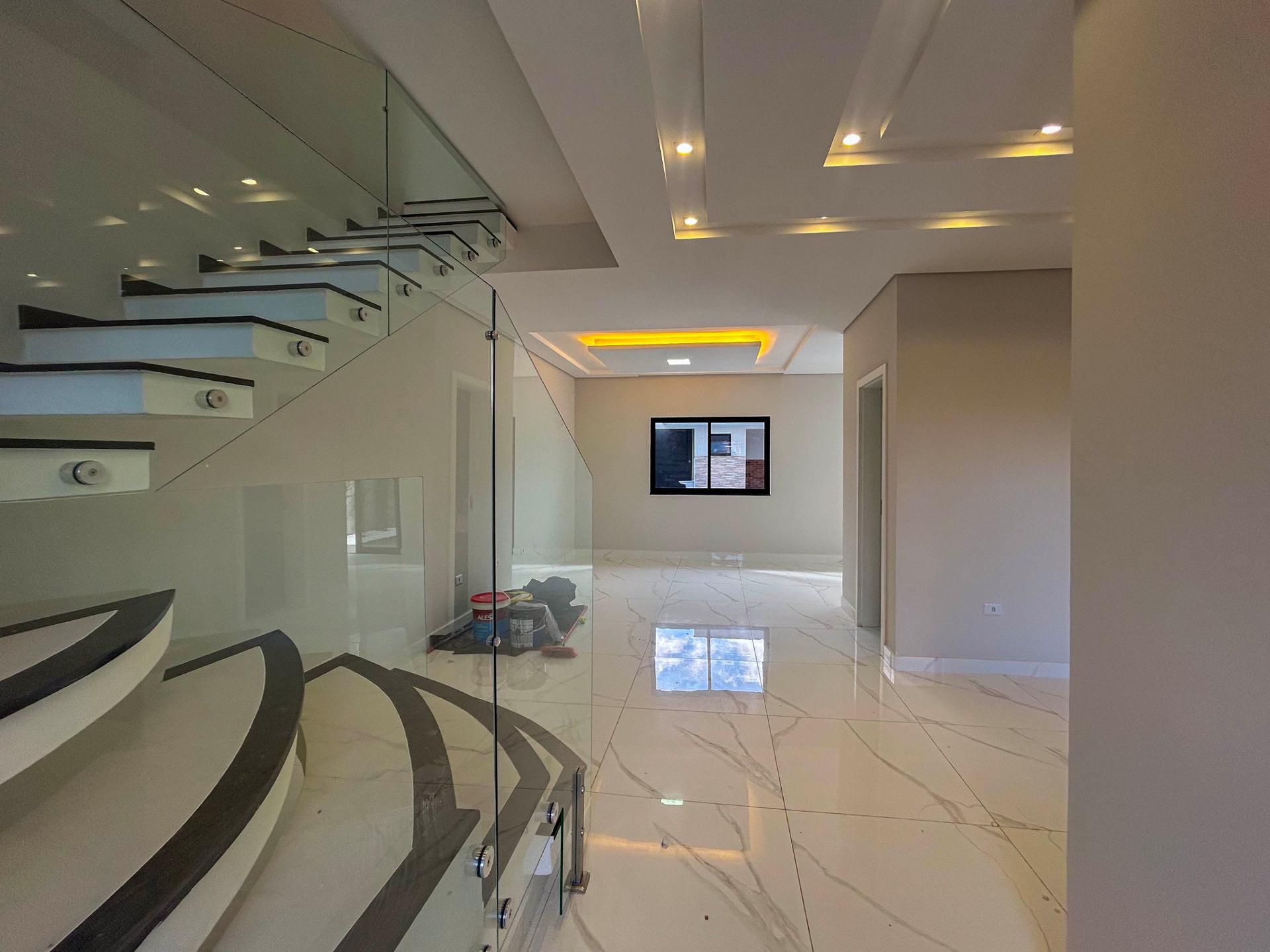 Casa Alto Padrão com Piscina e Edícula no bairro Eucaliptos - ...