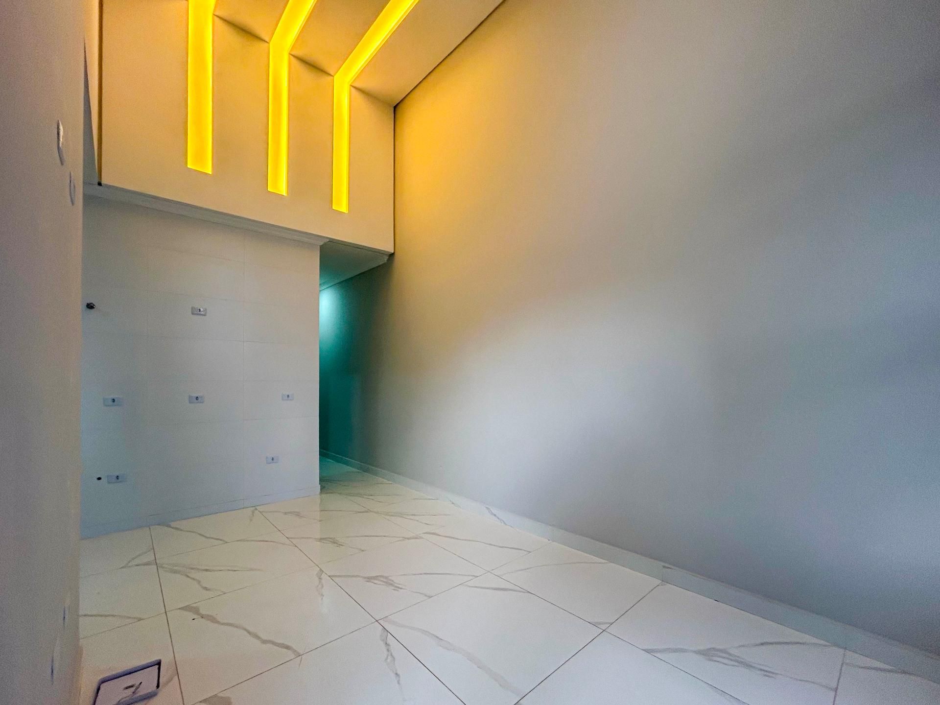 Casa Alto Padrão com Piscina e Edícula no bairro Eucaliptos - ...