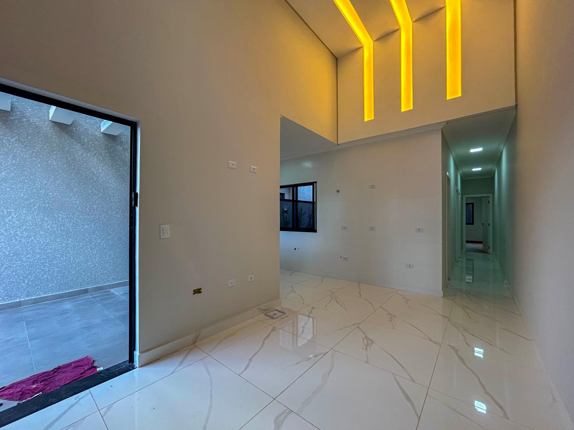 Casa Alto Padrão com Piscina e Edícula no bairro Eucaliptos - ...