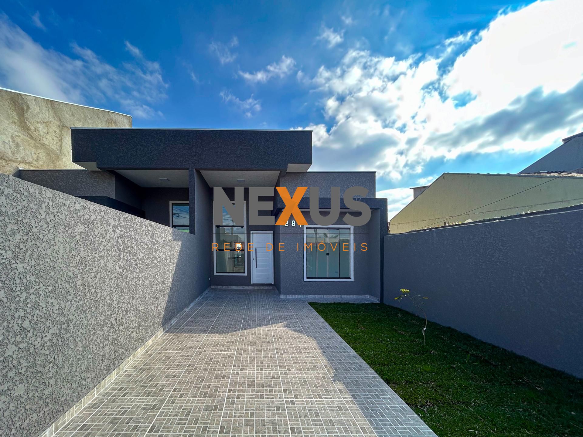 Casa com 82m² e Terreno de 180m² Oportunidade no Iguaçu - Faz...