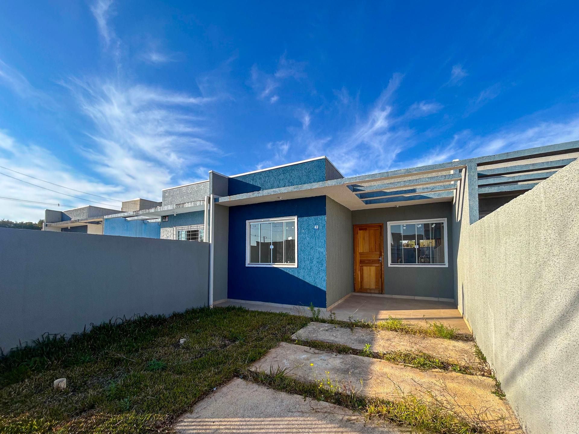 Casa 3 Quartos com Terreno de 120m² no bairro Estados - Fazend...