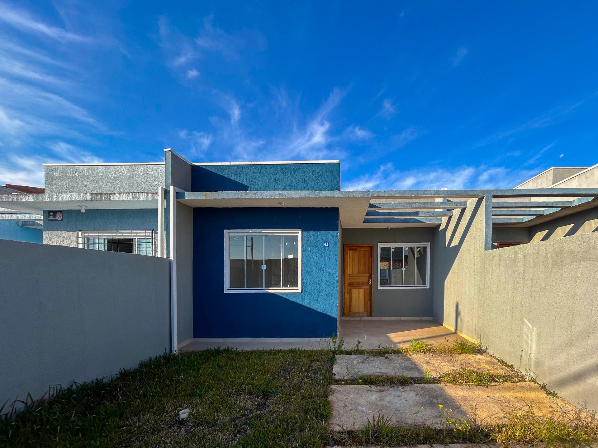 Casa 3 Quartos com Terreno de 120m² no bairro Estados - Fazend...