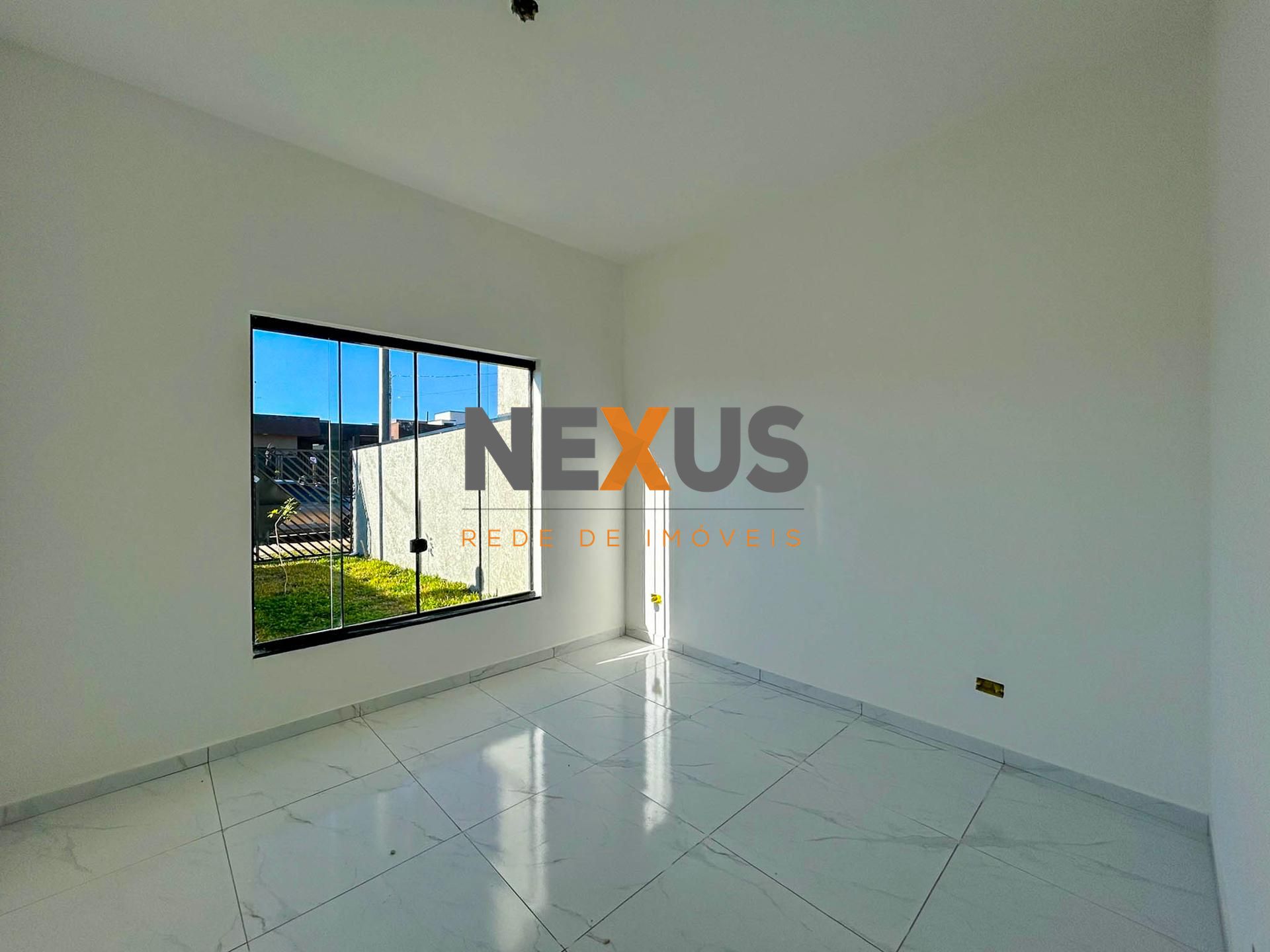 Casa 3 Quartos com Churrasqueira no Bairro Estados - Fazenda R...