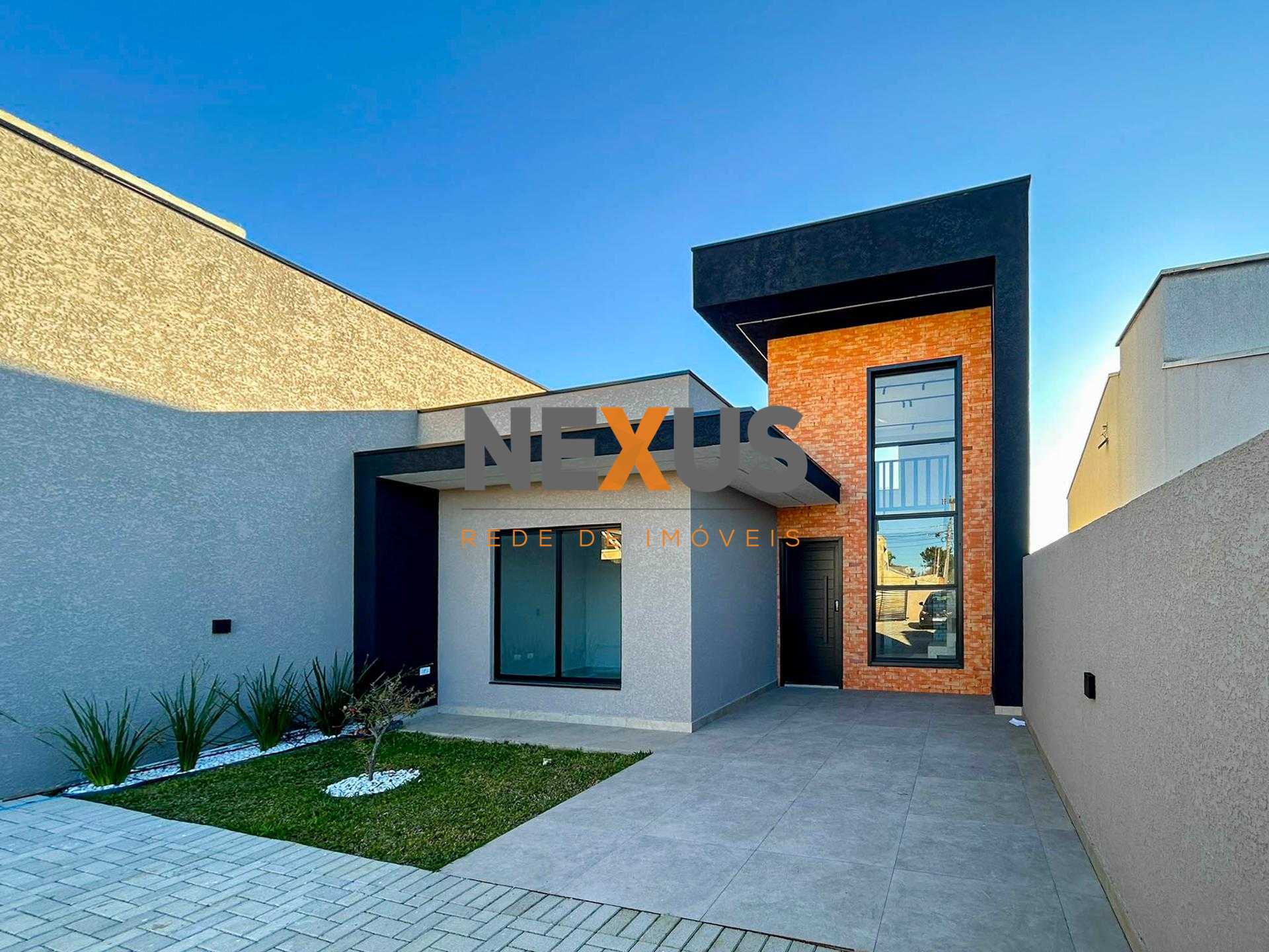 Casa com Mezanino, Piscina e Móveis Planejados - Bairro Estados