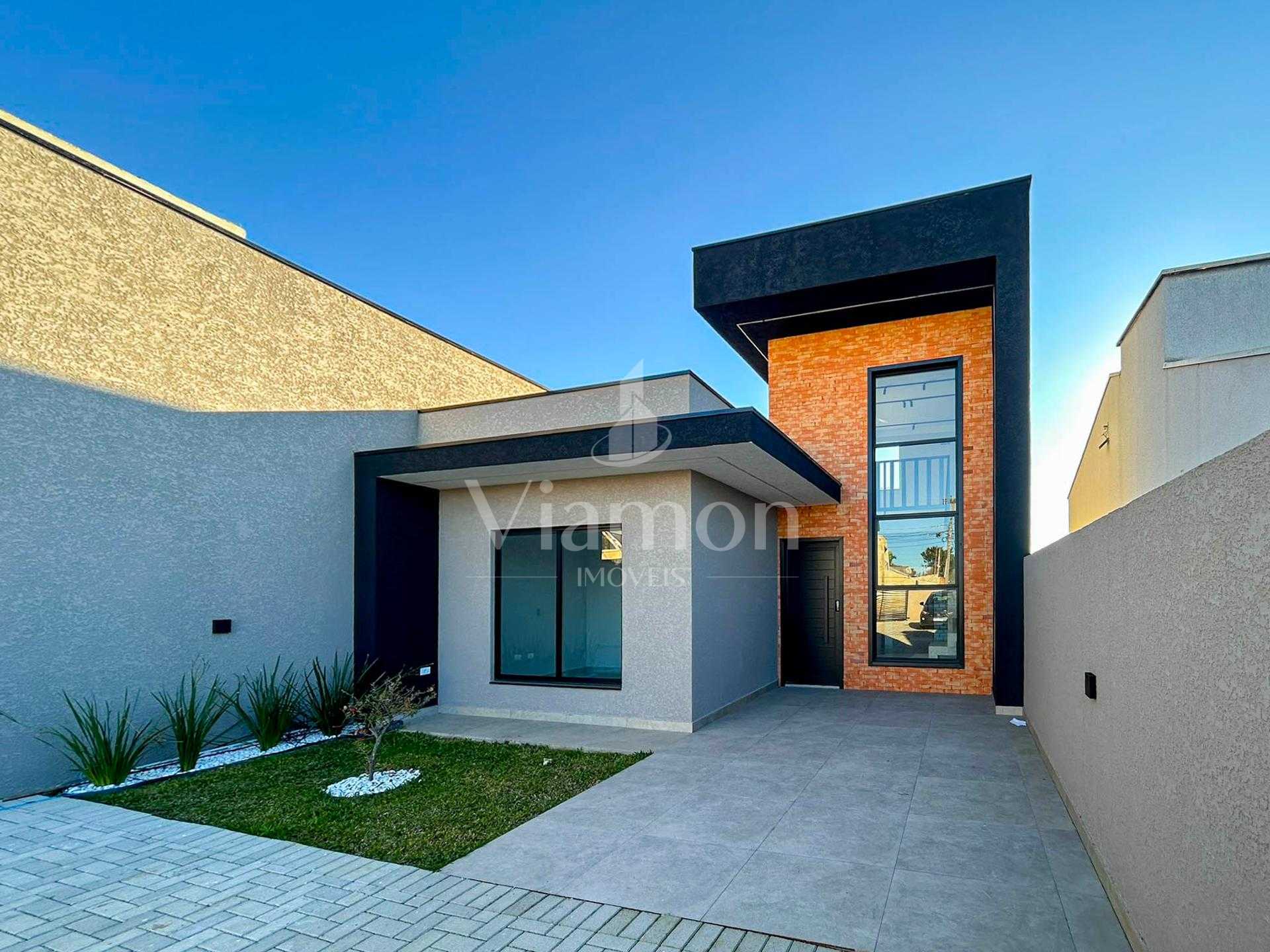 Casa com Mezanino, Piscina e Móveis Planejados - Bairro Estados