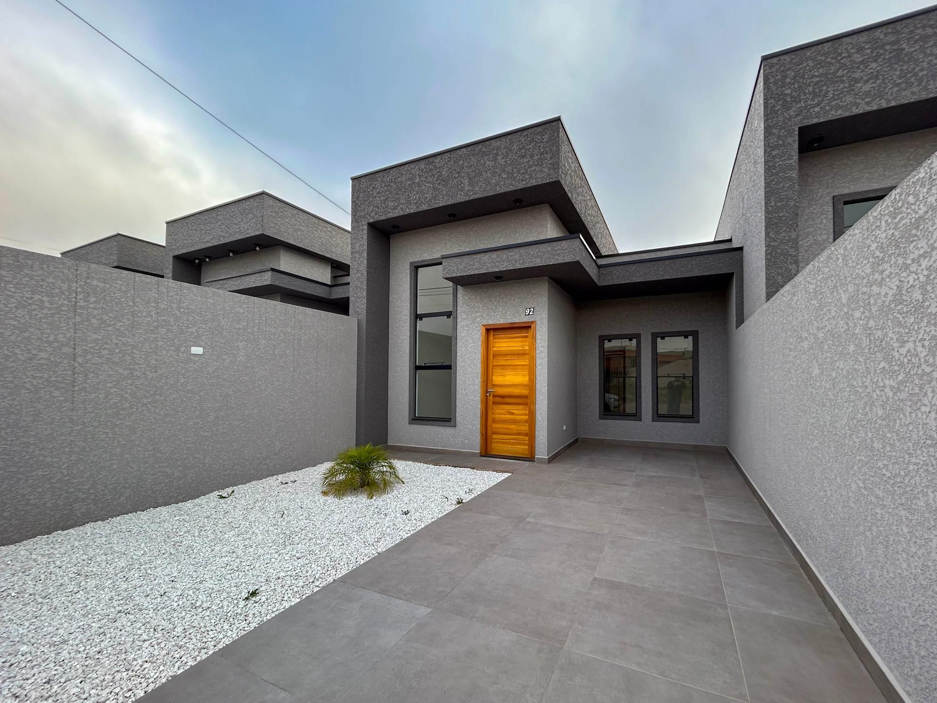 Casa com  3 quartos, garagem para 2 carros e acabamento modern...