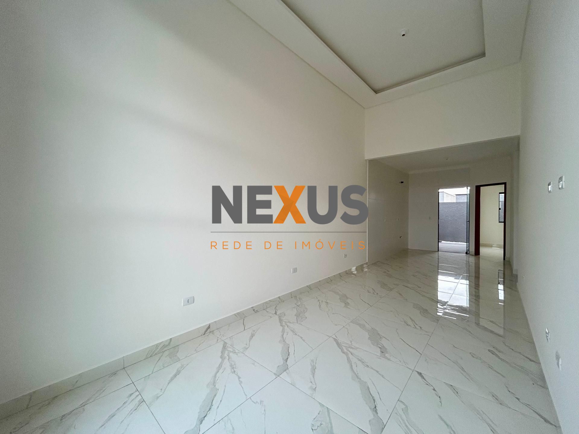 Casa com 3 quartos, garagem para 2 carros e acabamento modern...