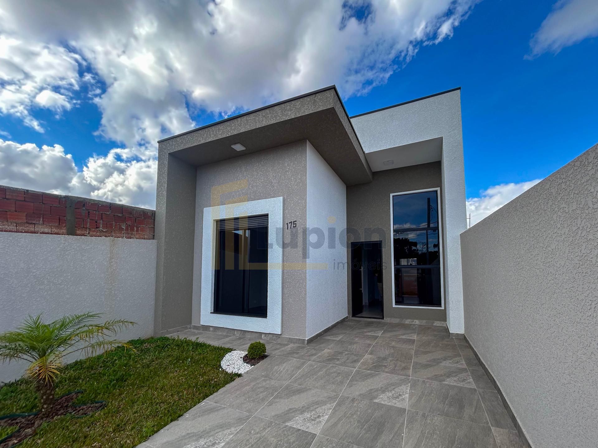 Casa 3 Quartos com Suíte, 60m² de área construída, Terreno de ...