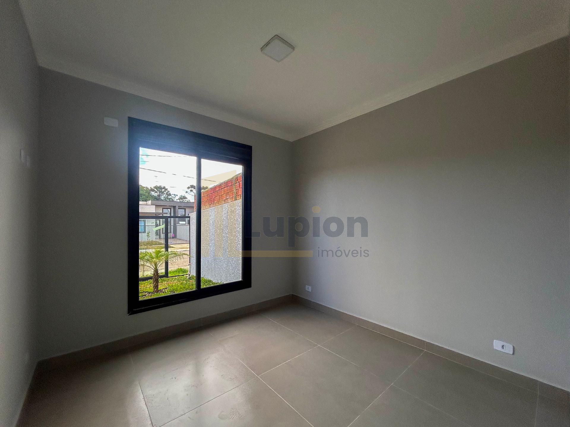 Casa 3 Quartos com Suíte, 60m² de área construída, Terreno de ...