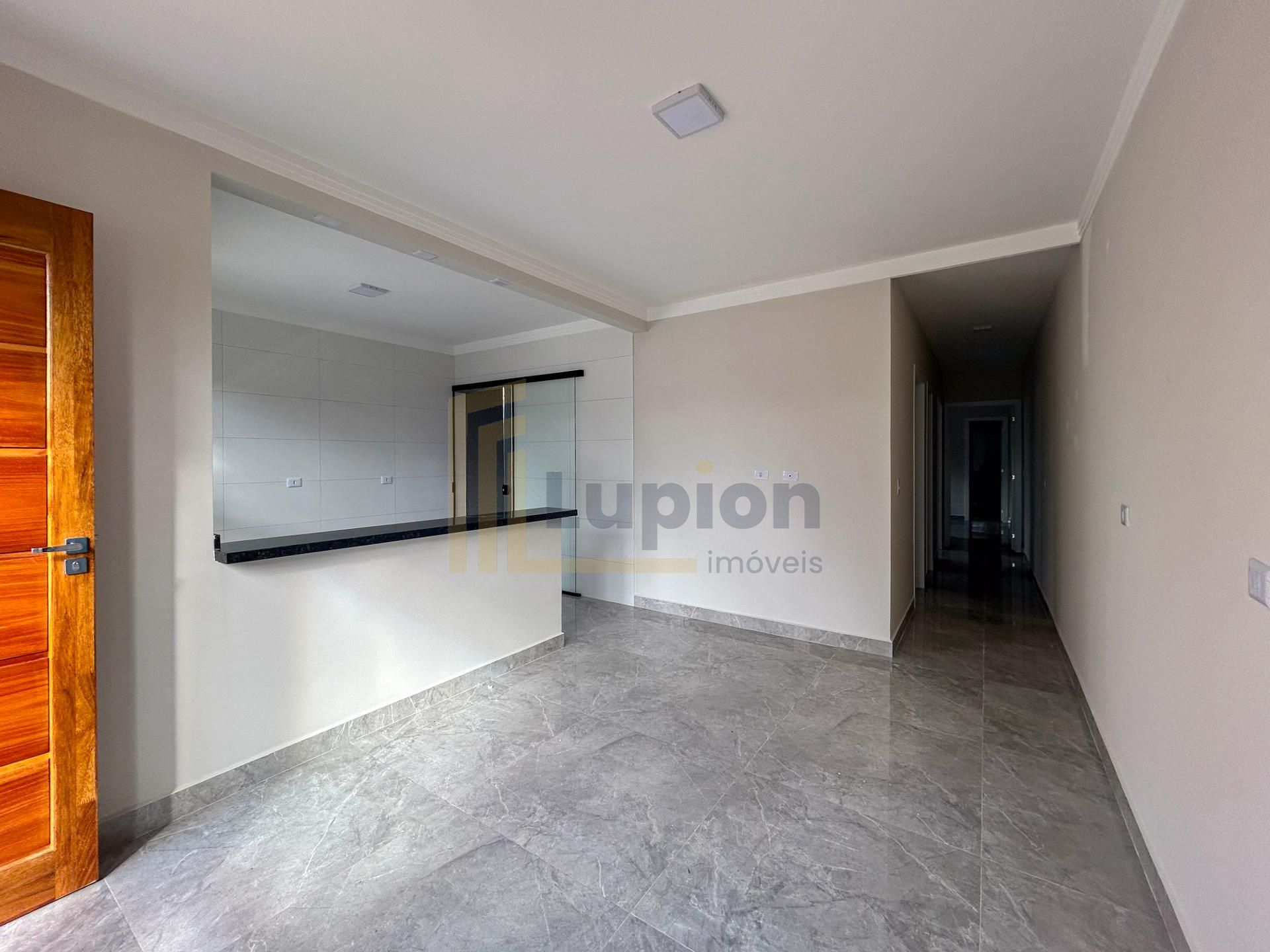 Casa 3 Quartos com Suíte, Churrasqueira e Garagem - Fazenda Ri...