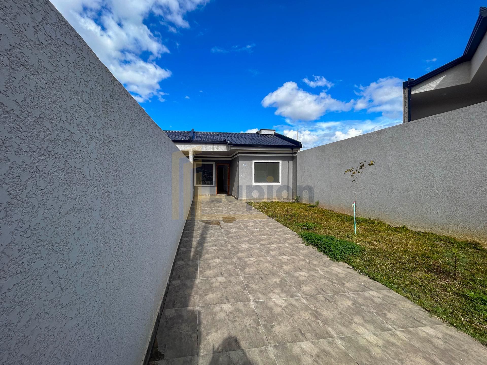 2 Quartos, Garagem para 2 Carros e terreno de 120m² excelente ...