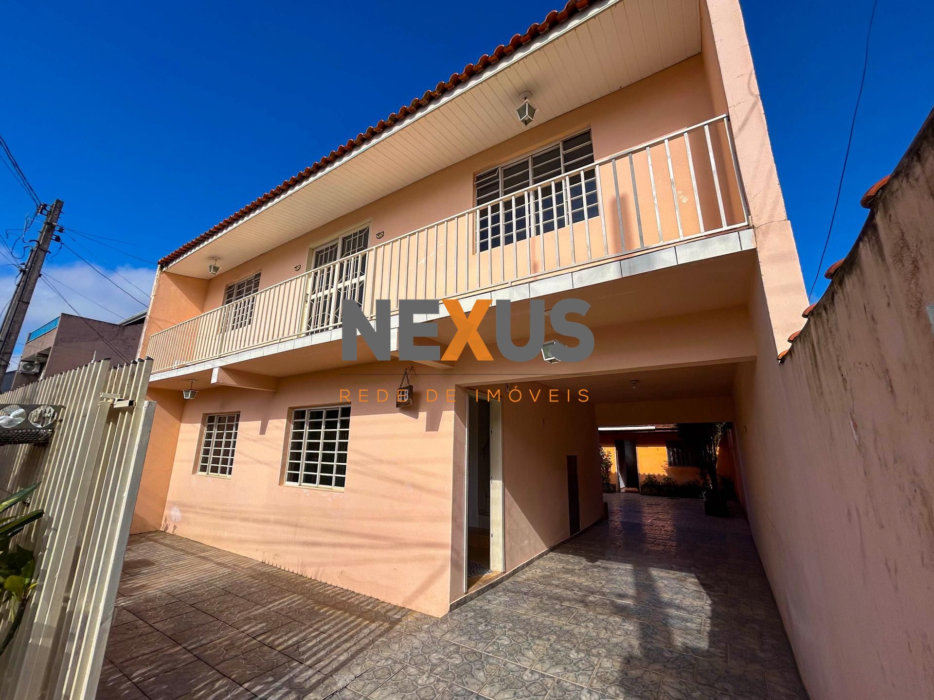 Sobrado 3 Quartos com 160m² e Excelente Localização - Fazenda ...